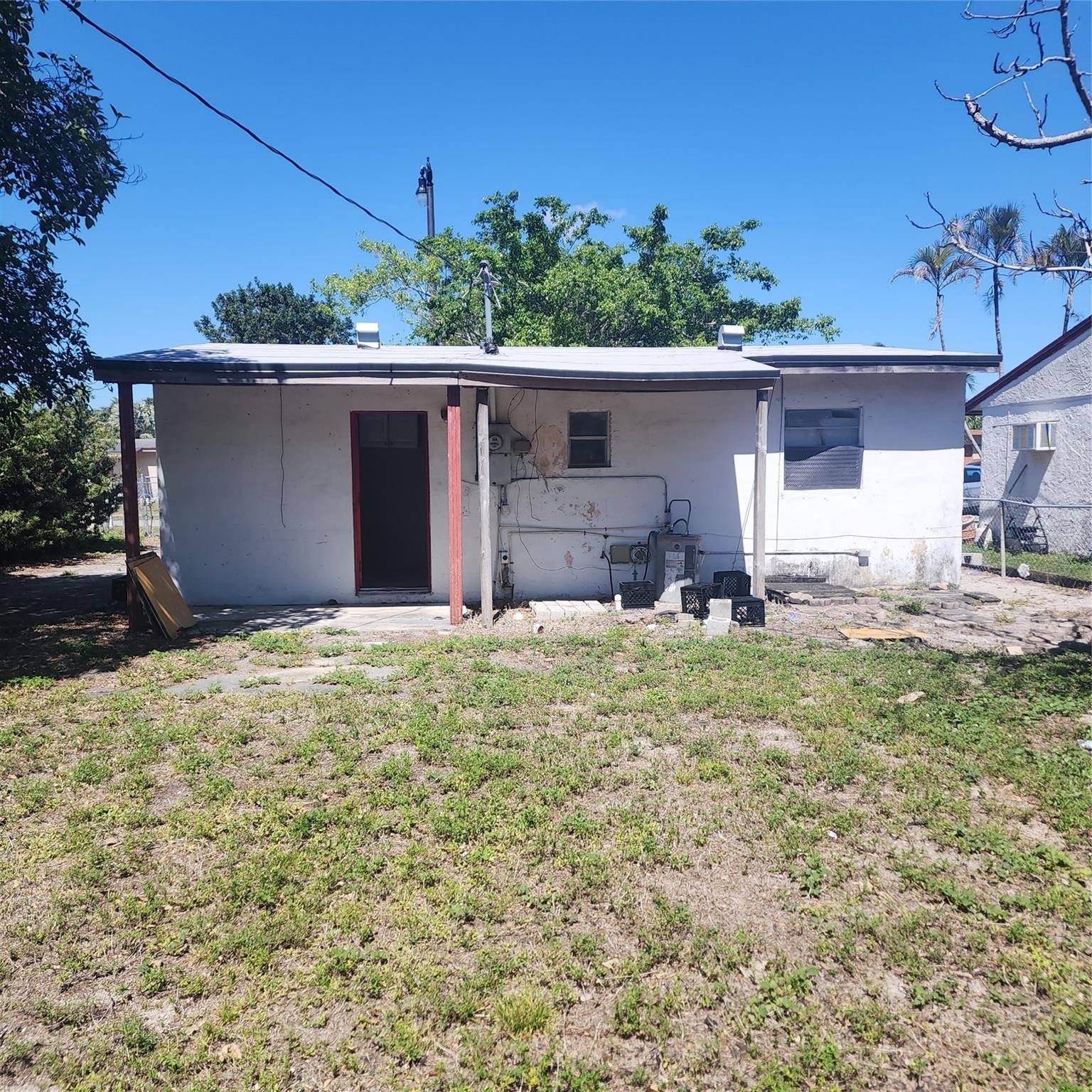 2838 NW 4th Street