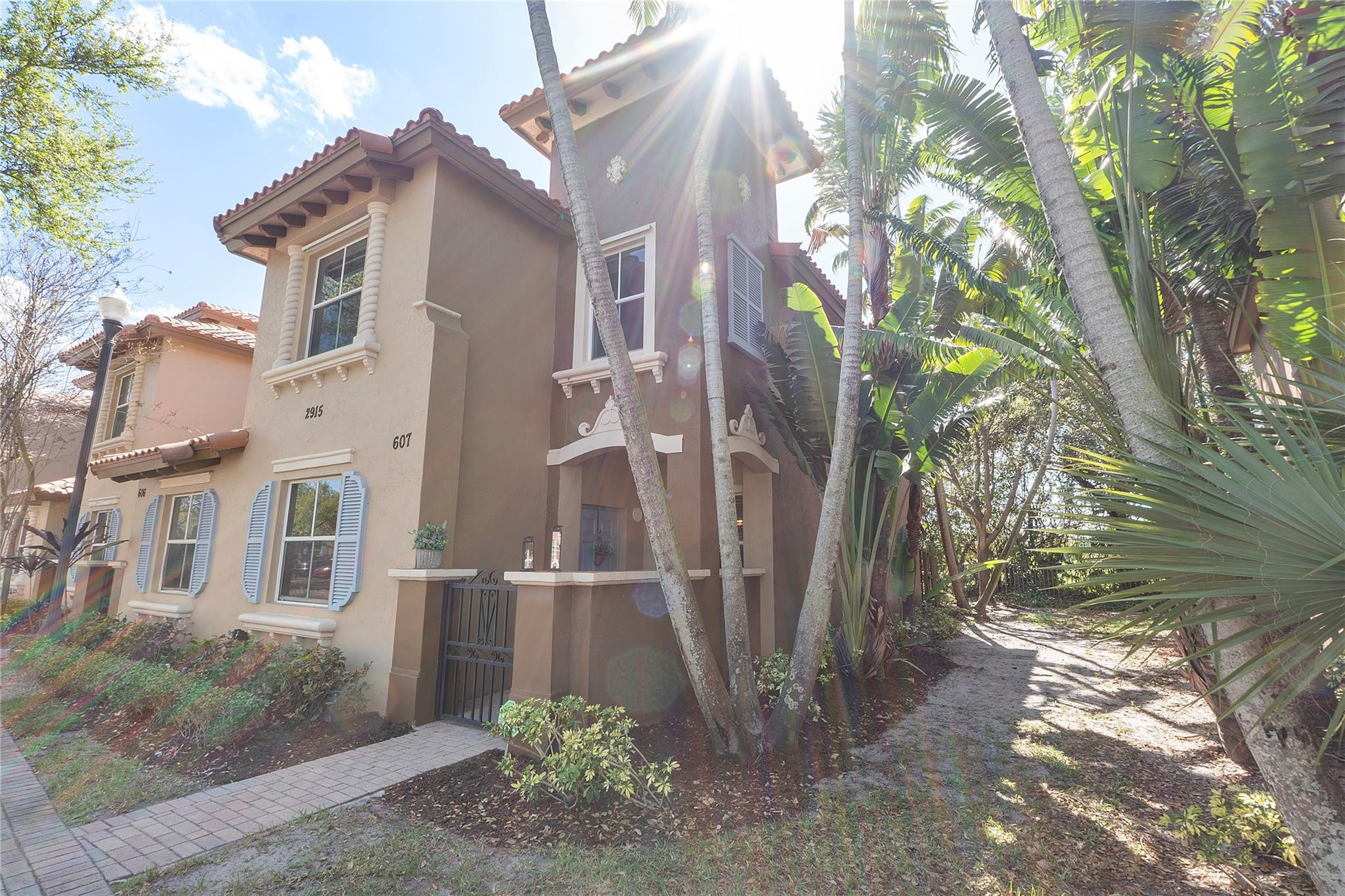 2915 Hope Valley Street 607