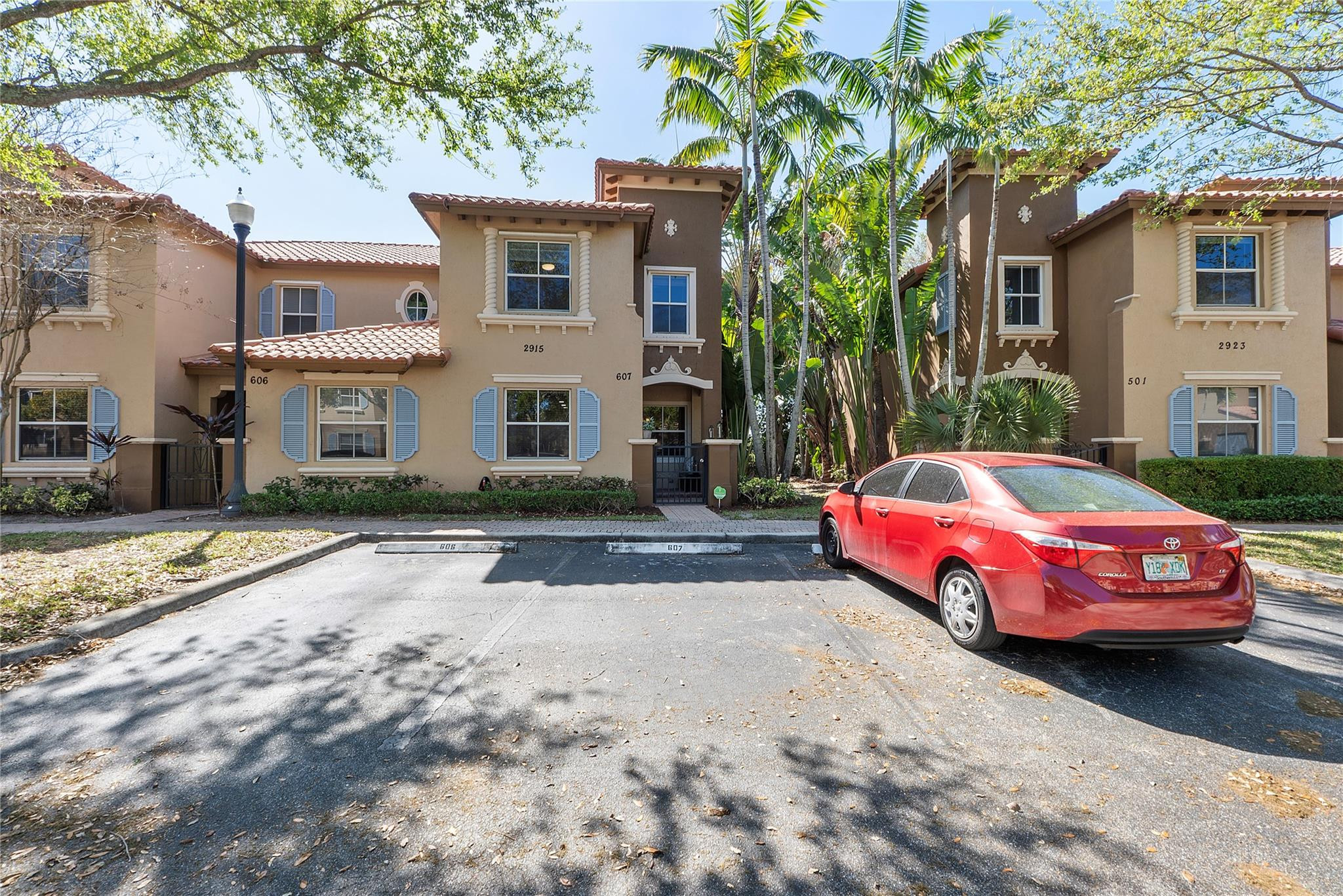 2915 Hope Valley Street 607