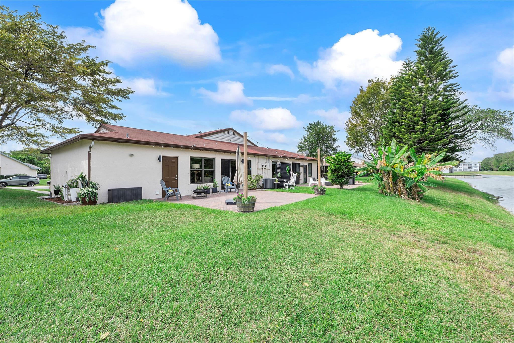 7925 NW 62nd Court