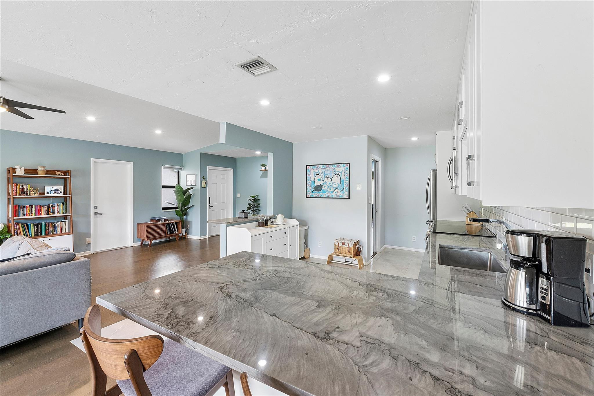 7925 NW 62nd Court