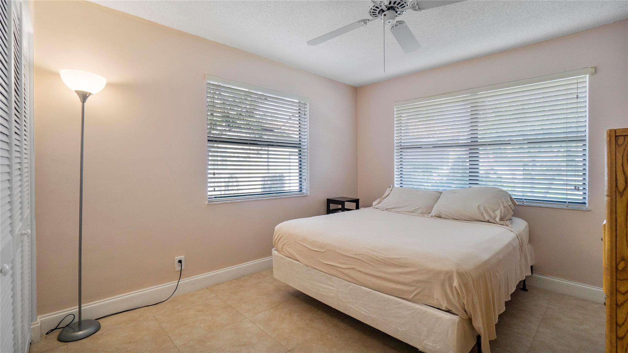 12202 NW 25th Court