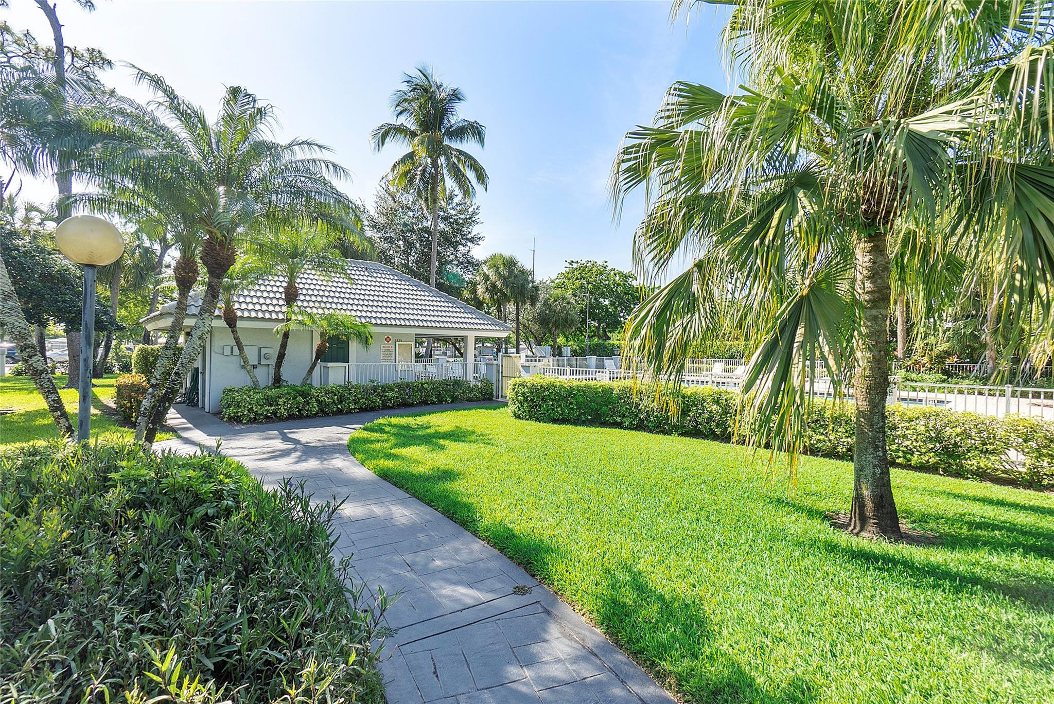 5486 Pine Lane