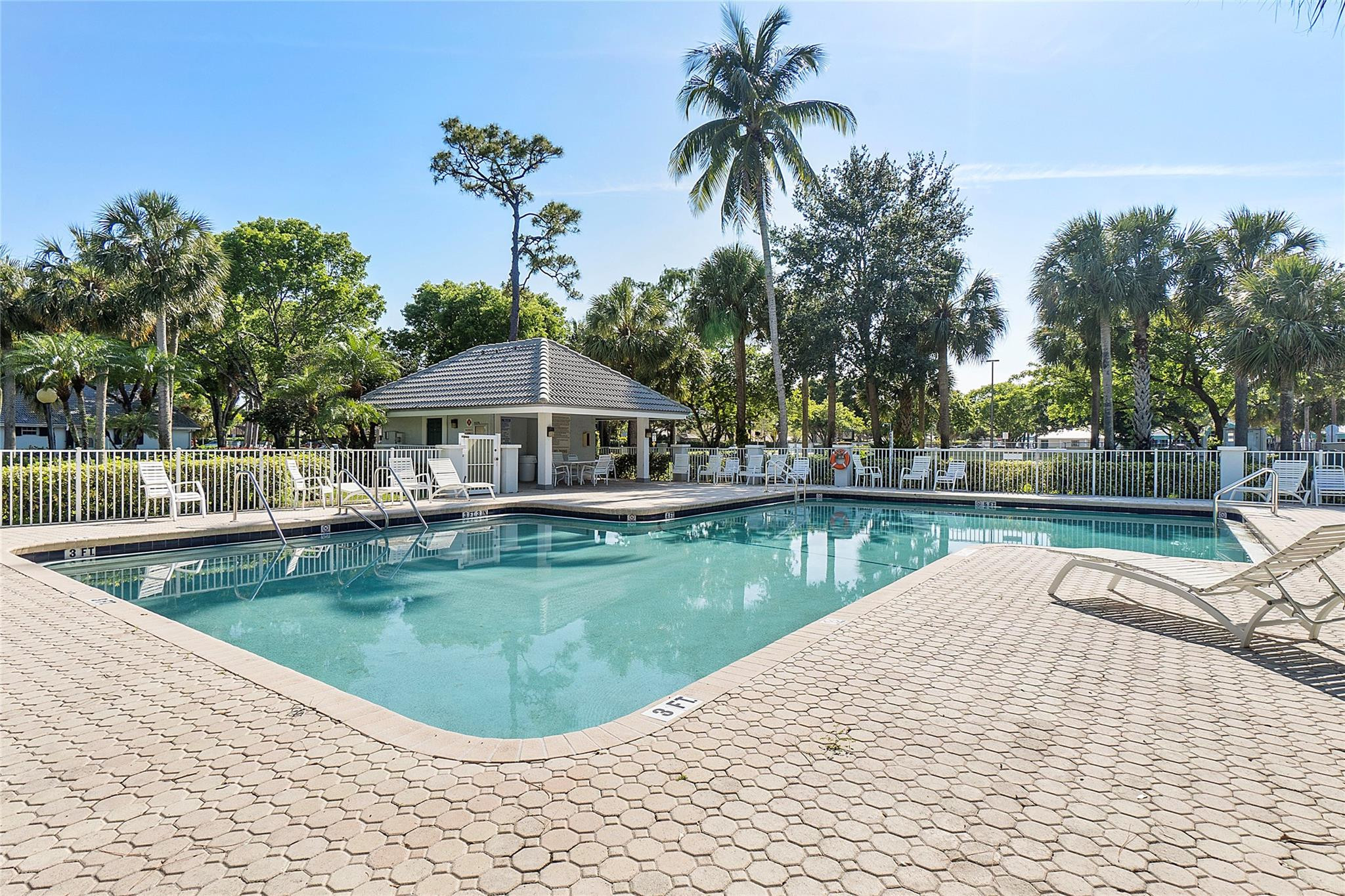 5486 Pine Lane