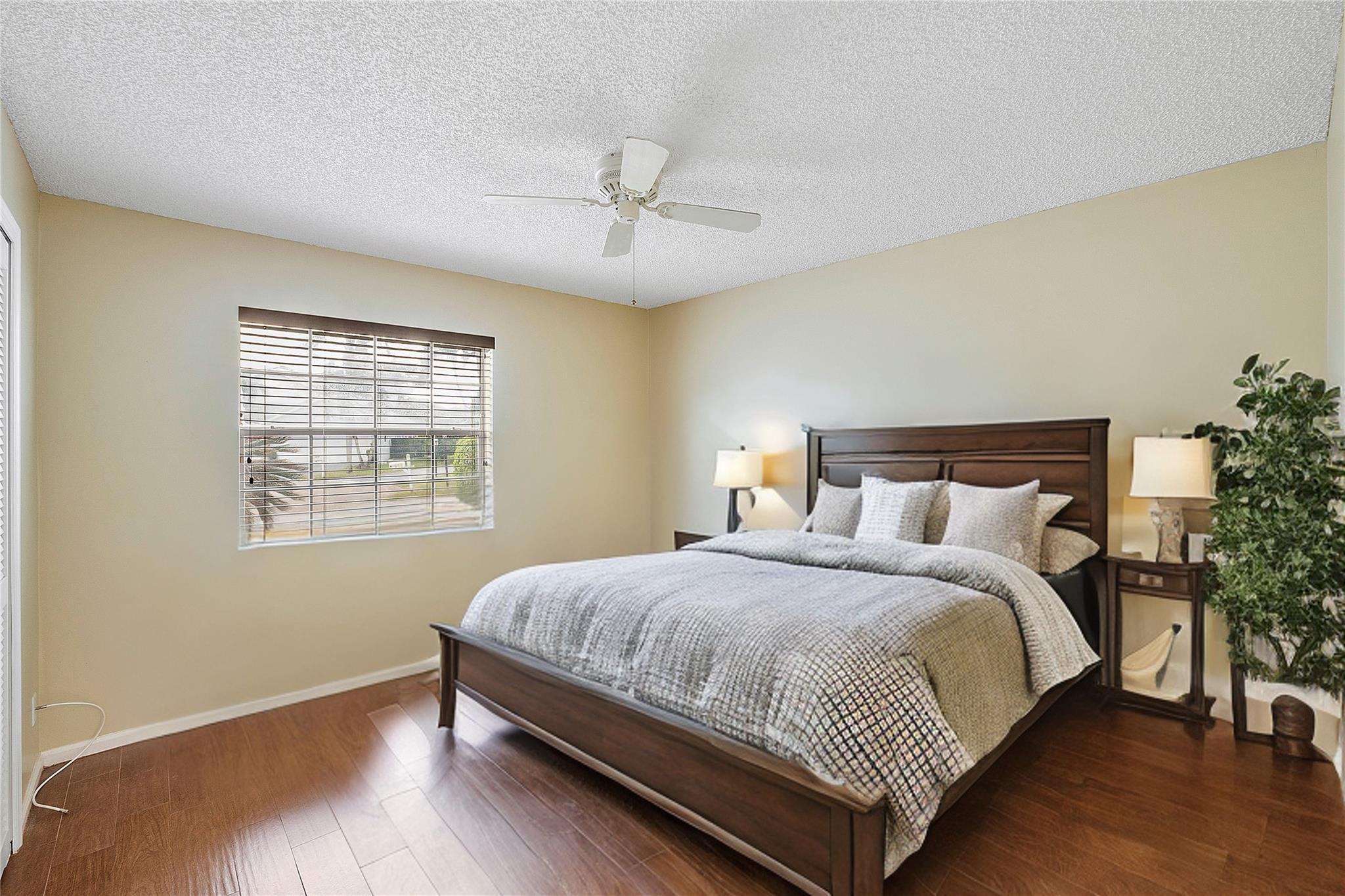 5486 Pine Lane