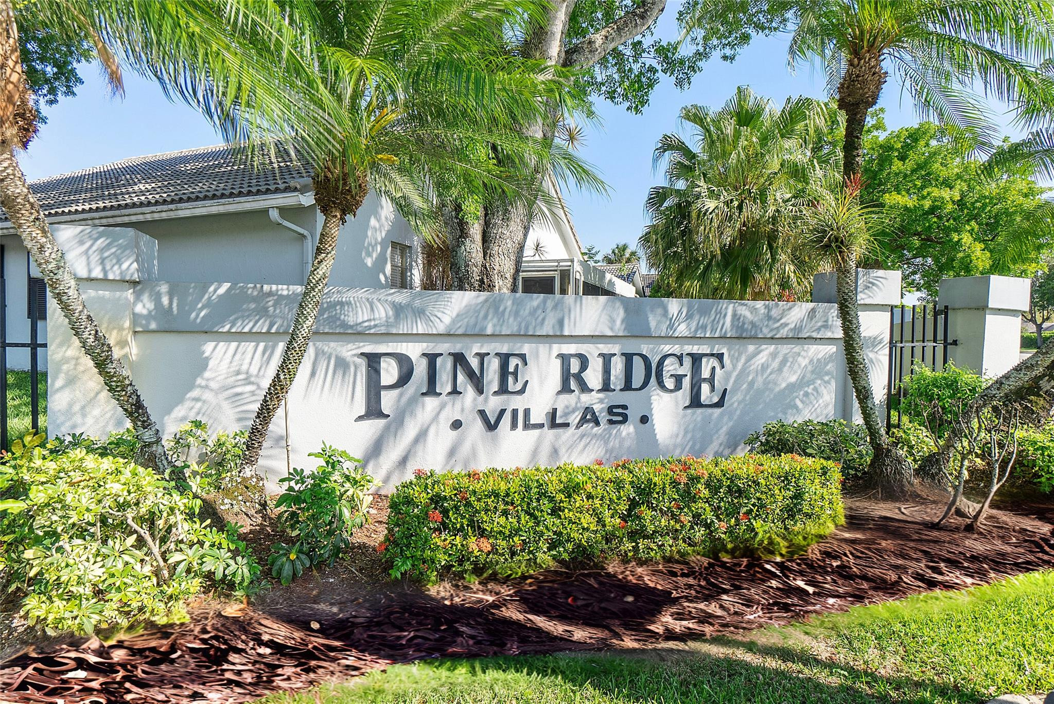 5486 Pine Lane