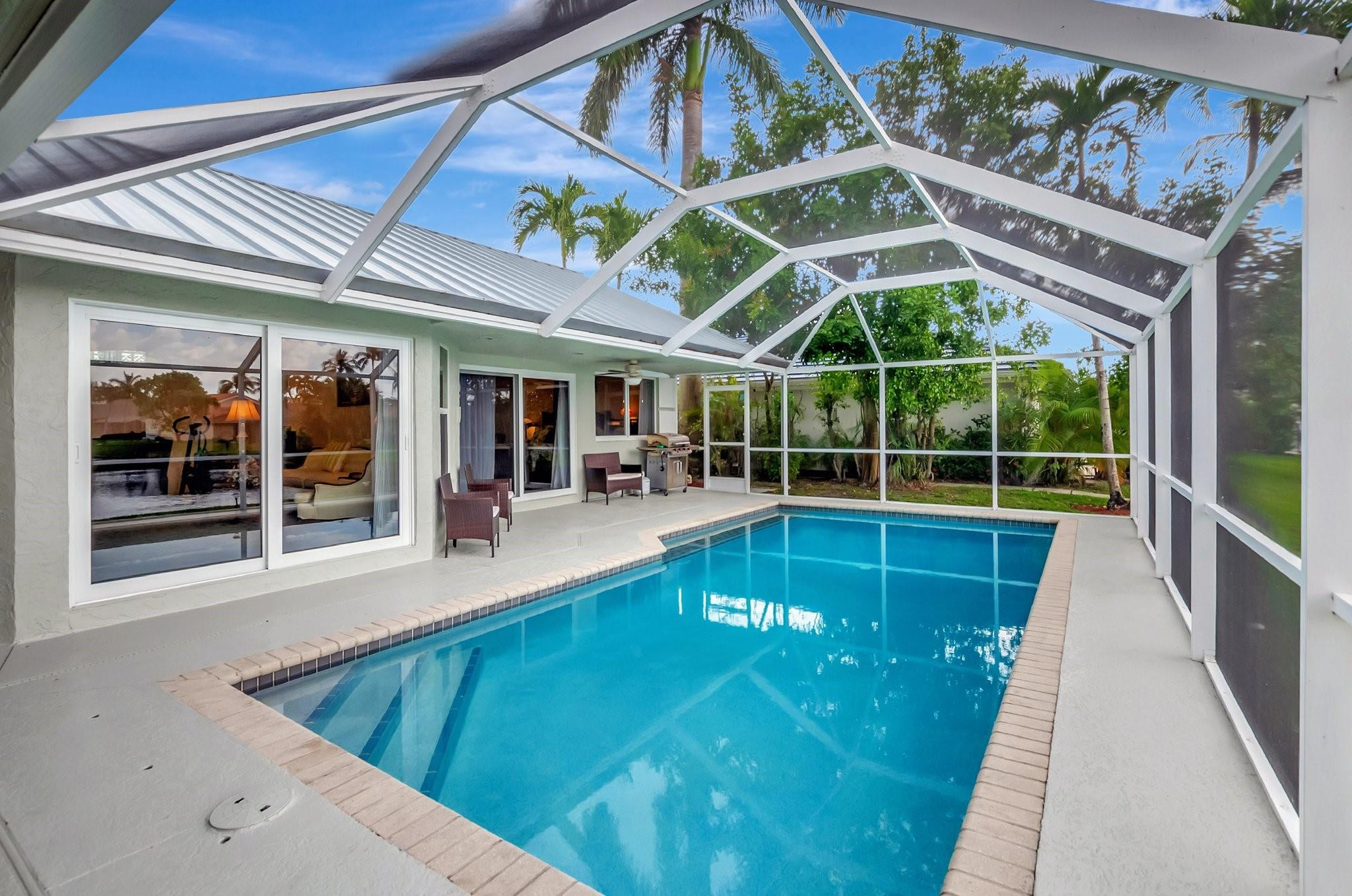 2208 Deer Creek Way