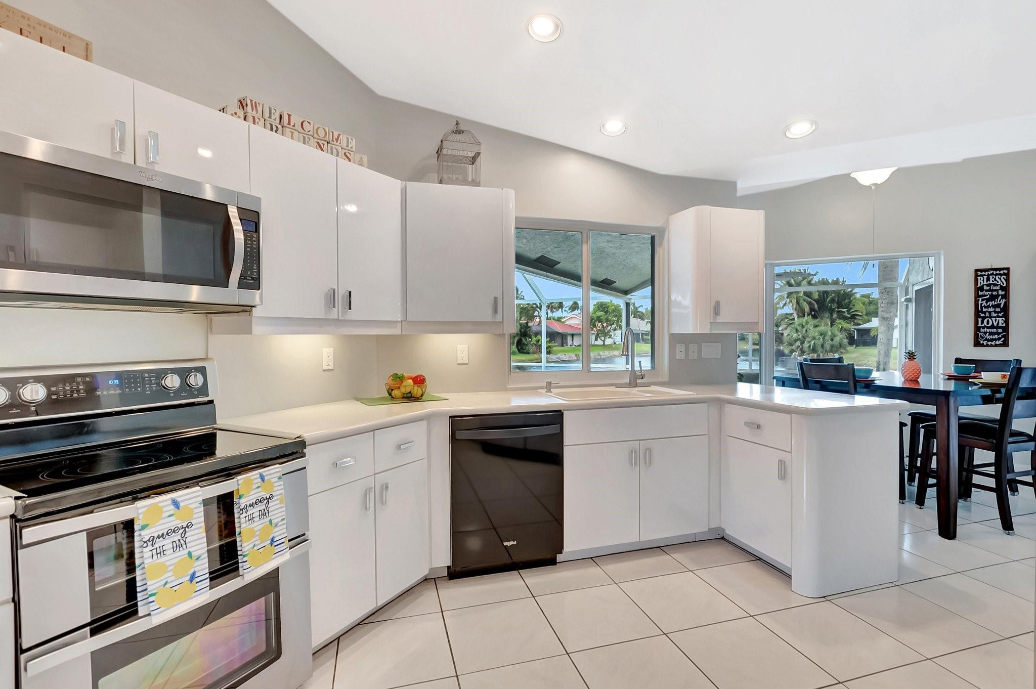 2208 Deer Creek Way
