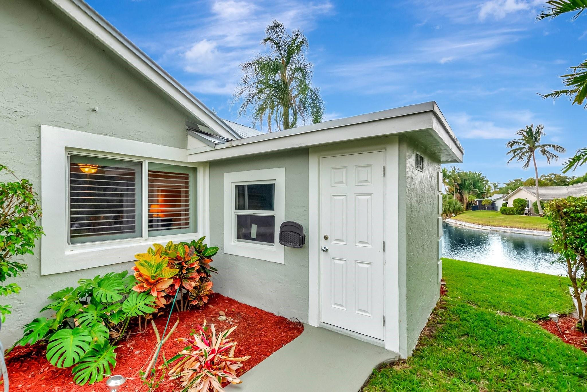 2208 Deer Creek Way