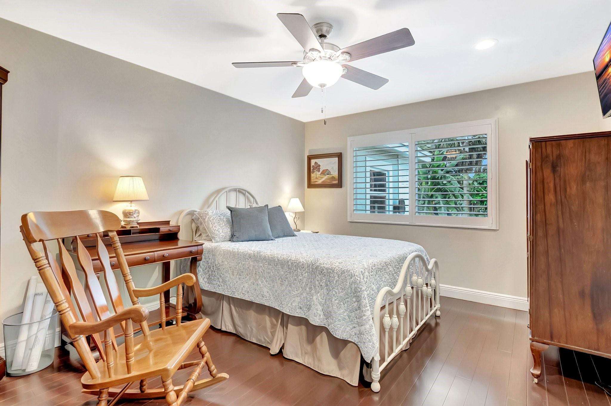 2208 Deer Creek Way
