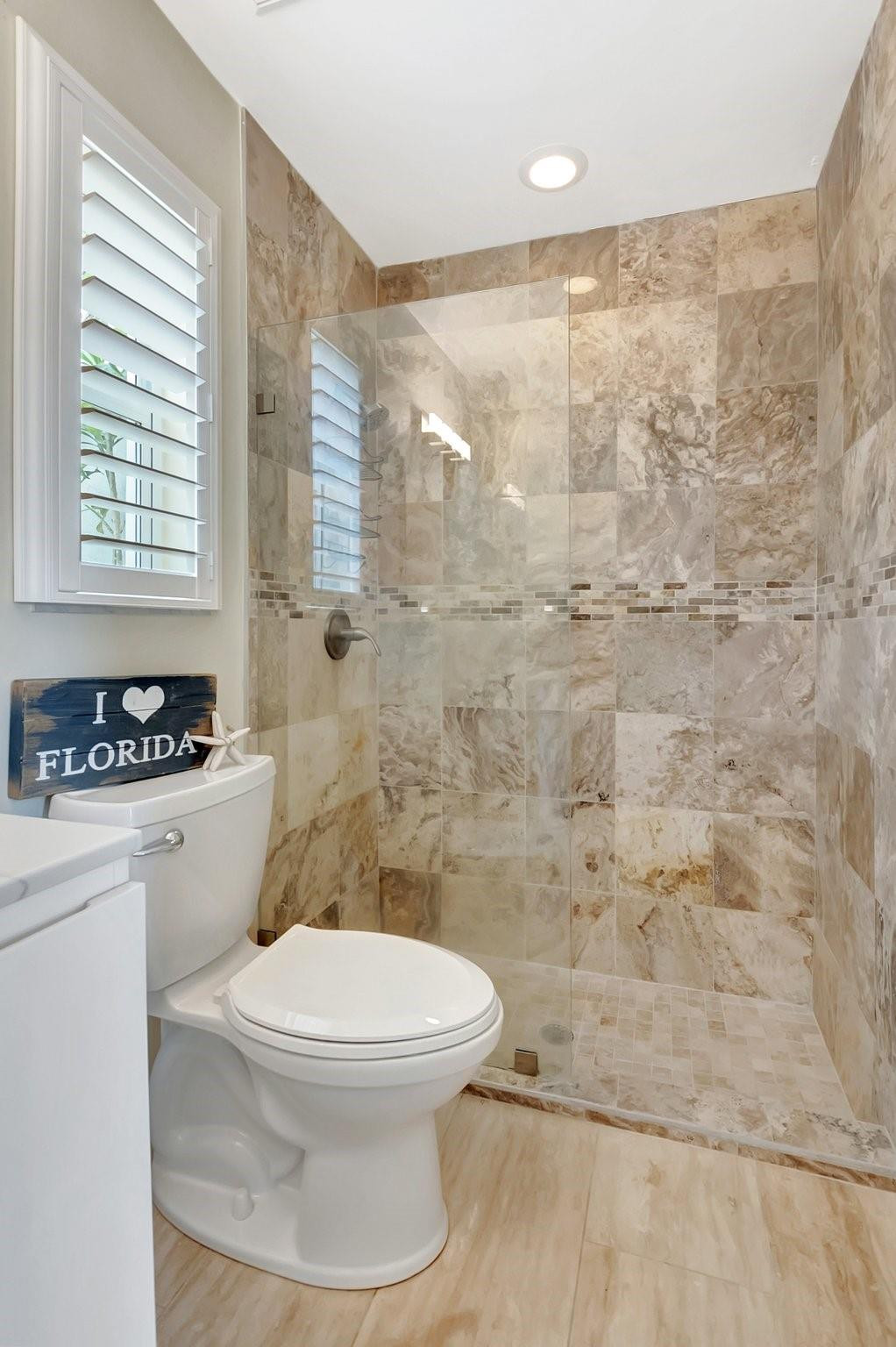 2208 Deer Creek Way