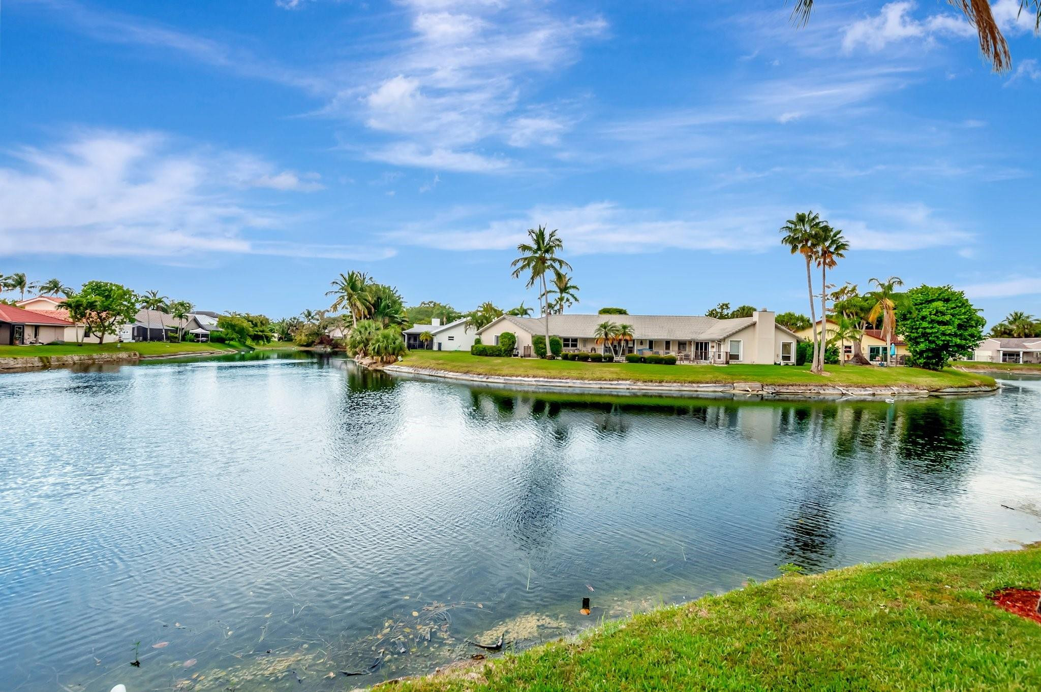 2208 Deer Creek Way