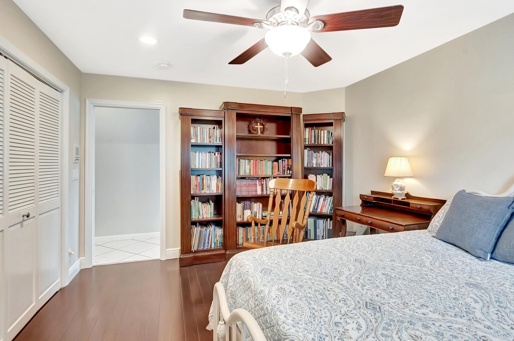 2208 Deer Creek Way