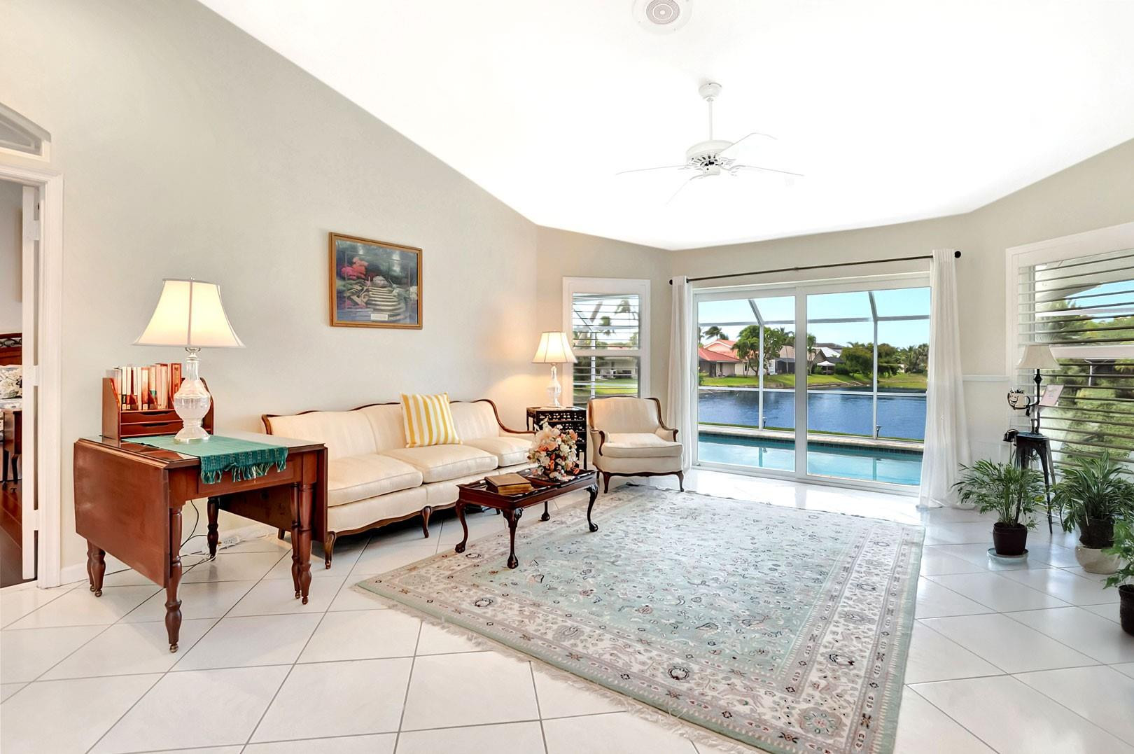 2208 Deer Creek Way
