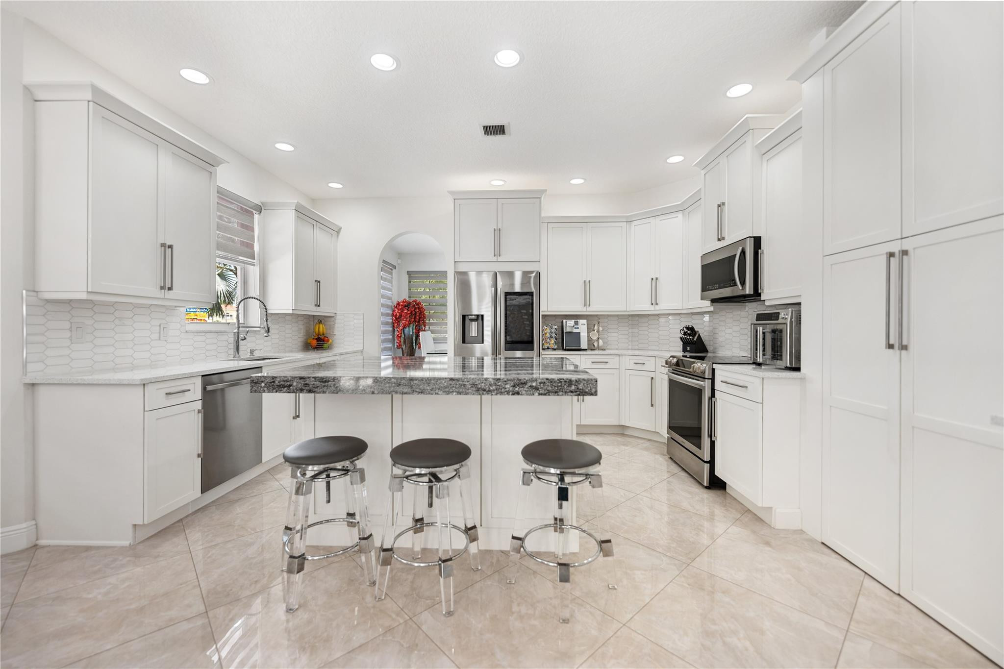 9533 Shepard Place