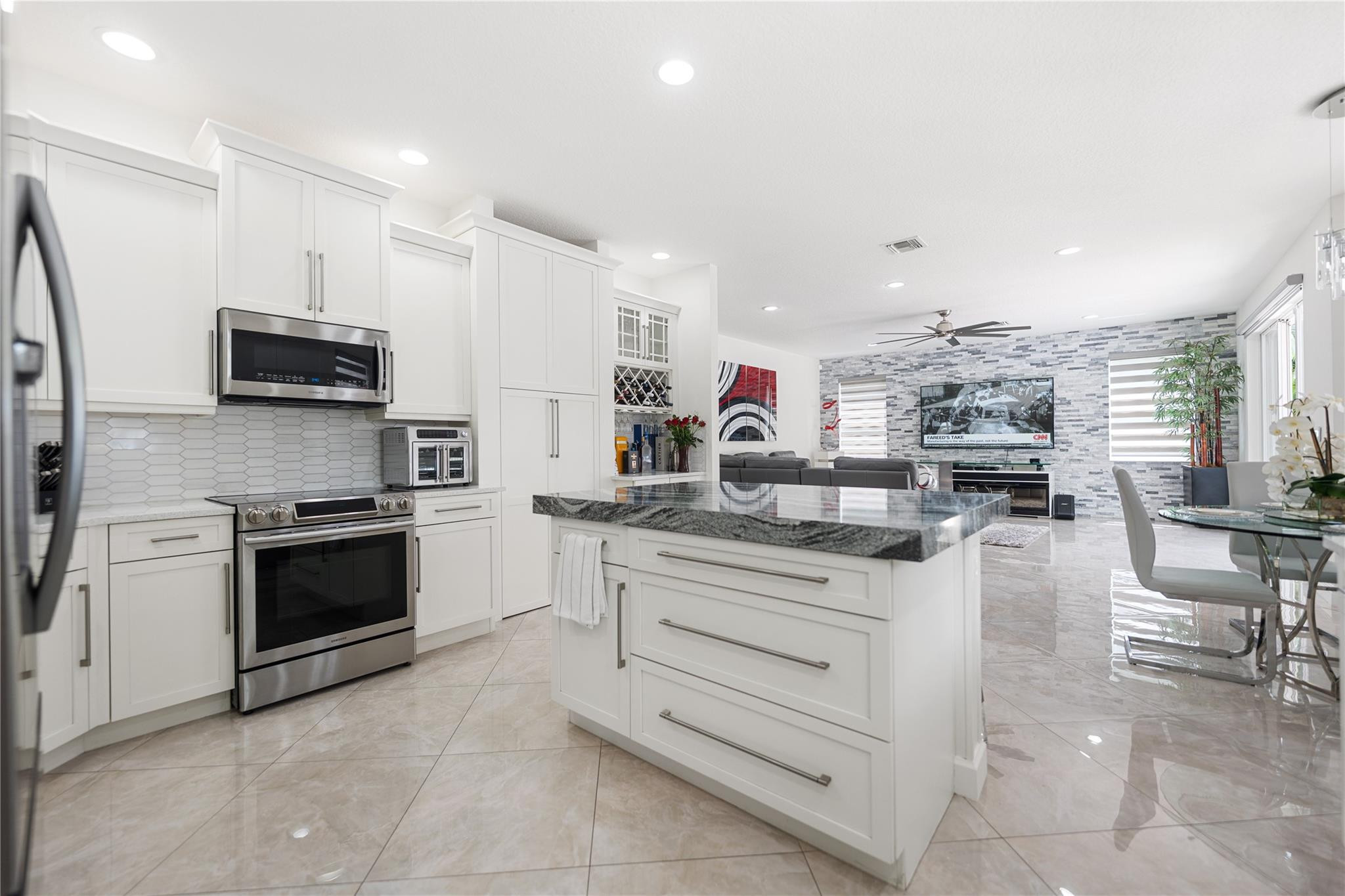 9533 Shepard Place