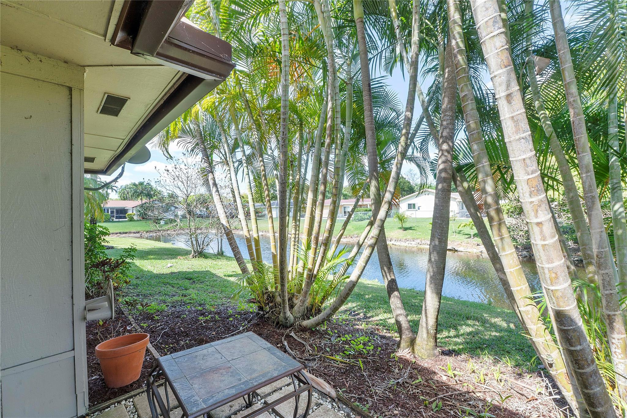 1933 Coquina Way