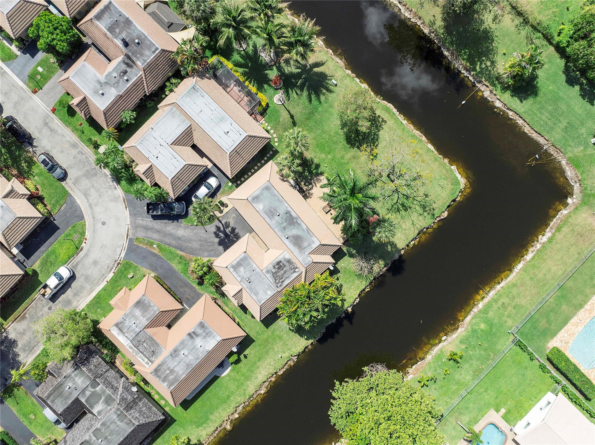 1933 Coquina Way