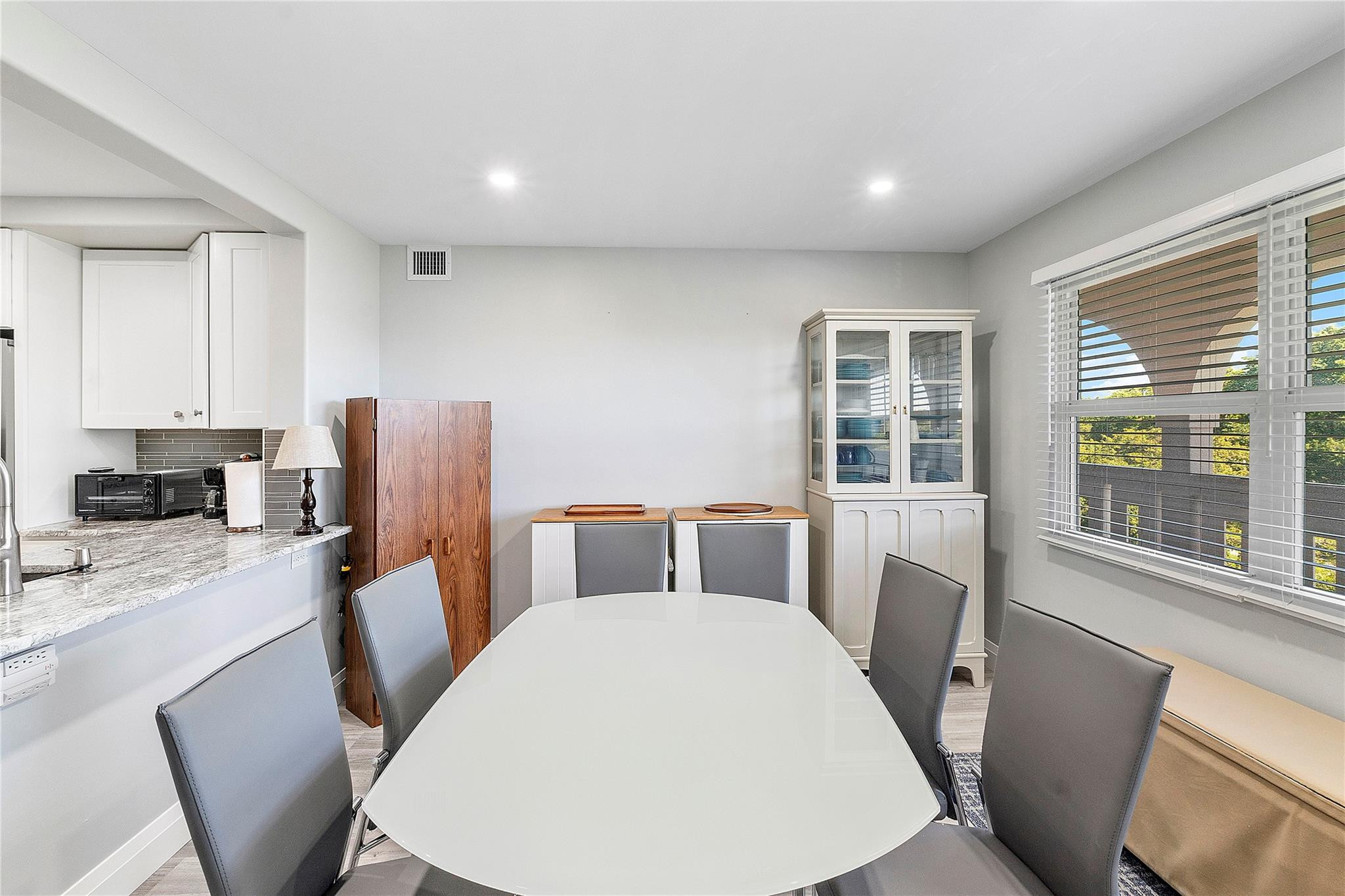 2001 Granada Drive K4