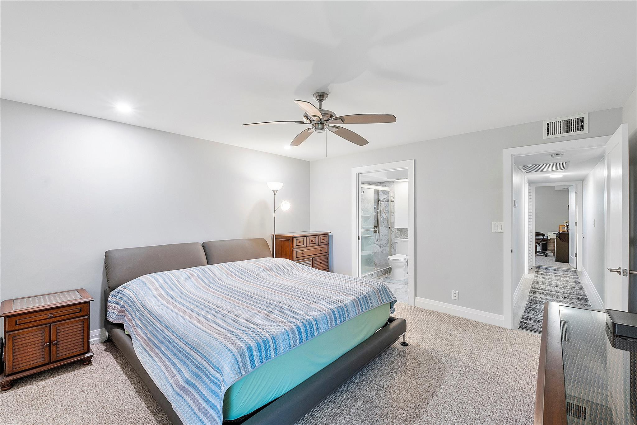 2001 Granada Drive K4
