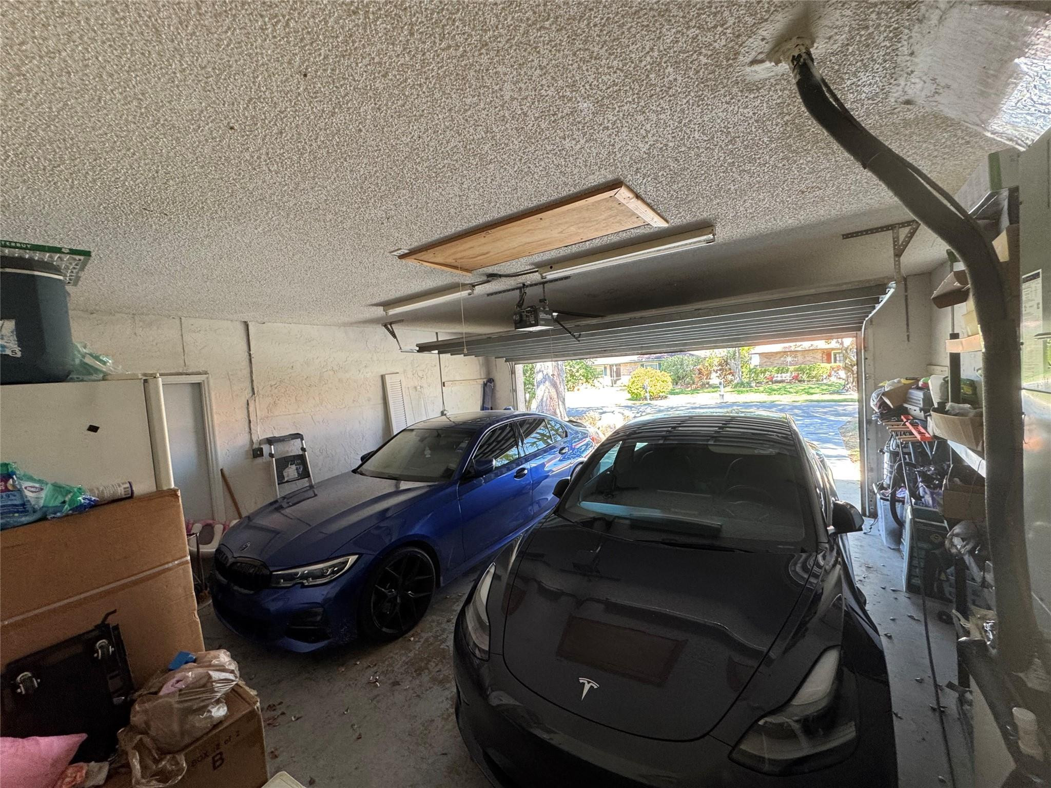7014 NW 38th Manor