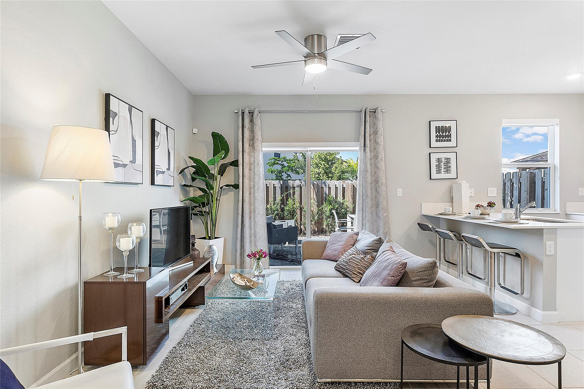 2357 NW 125th