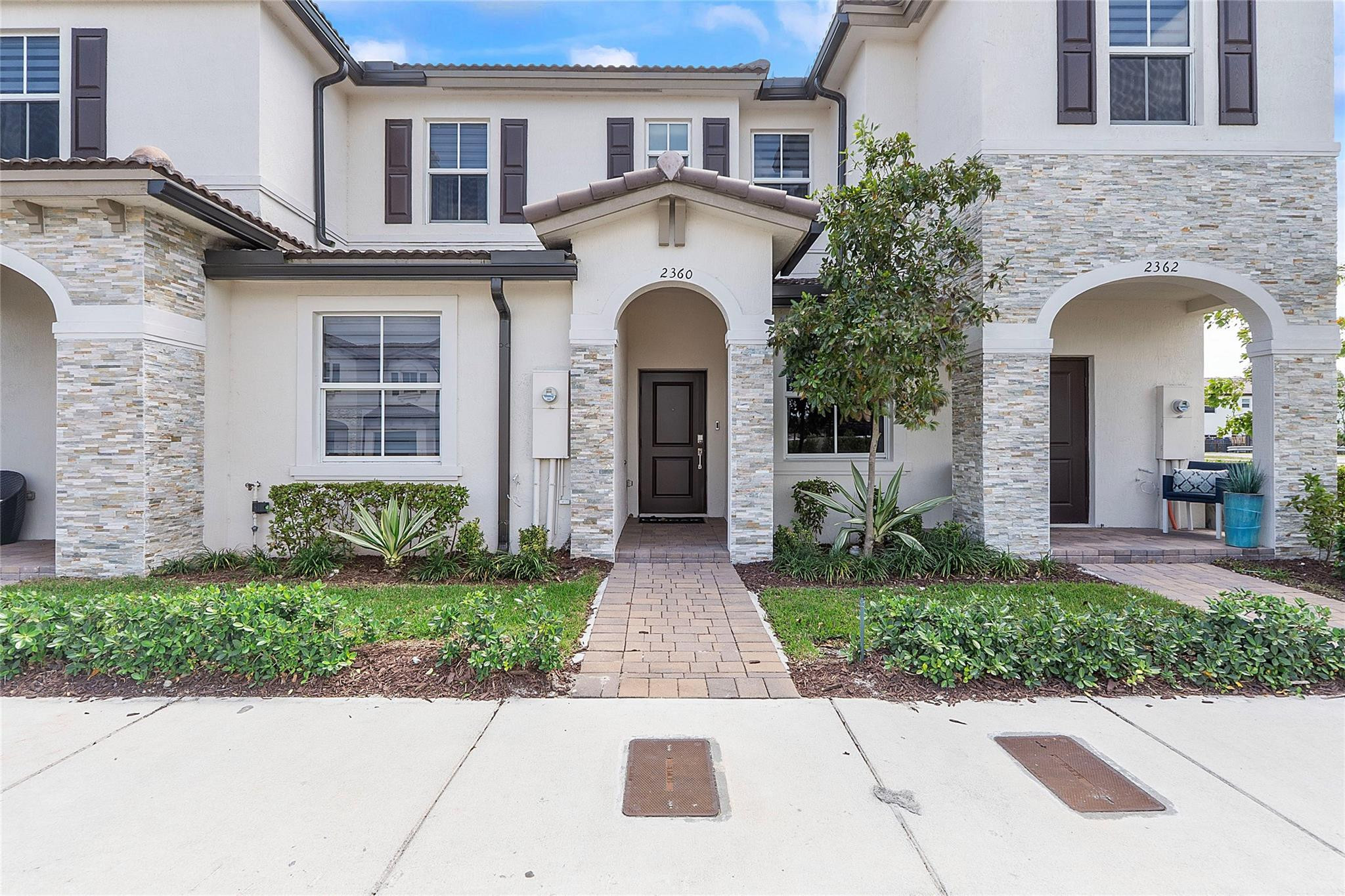 2360 NW 125th