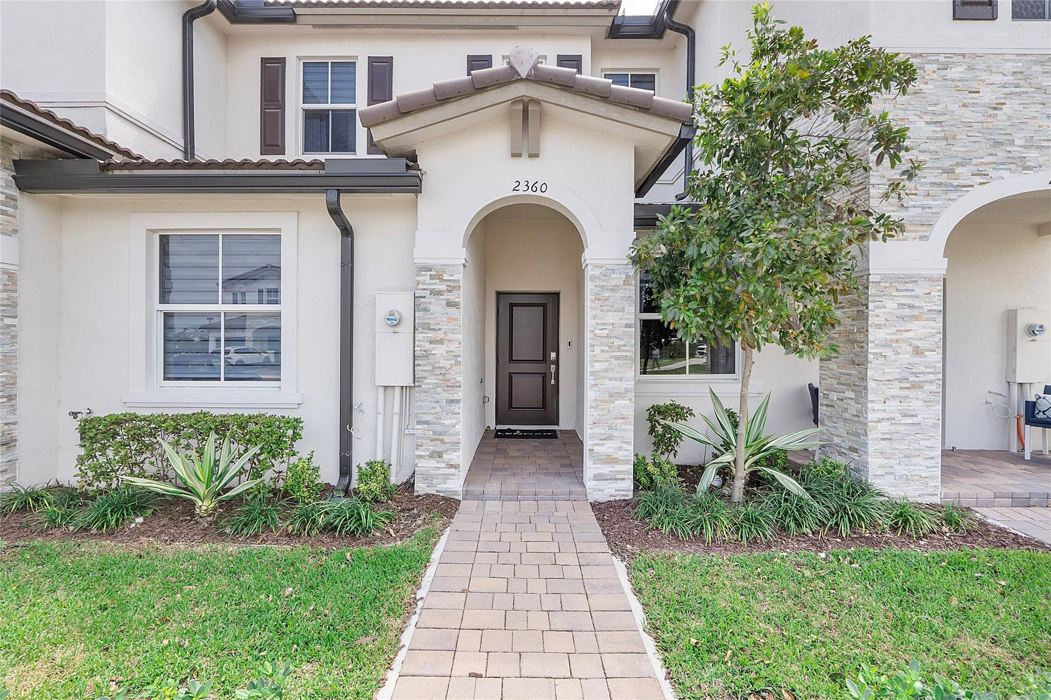 2360 NW 125th
