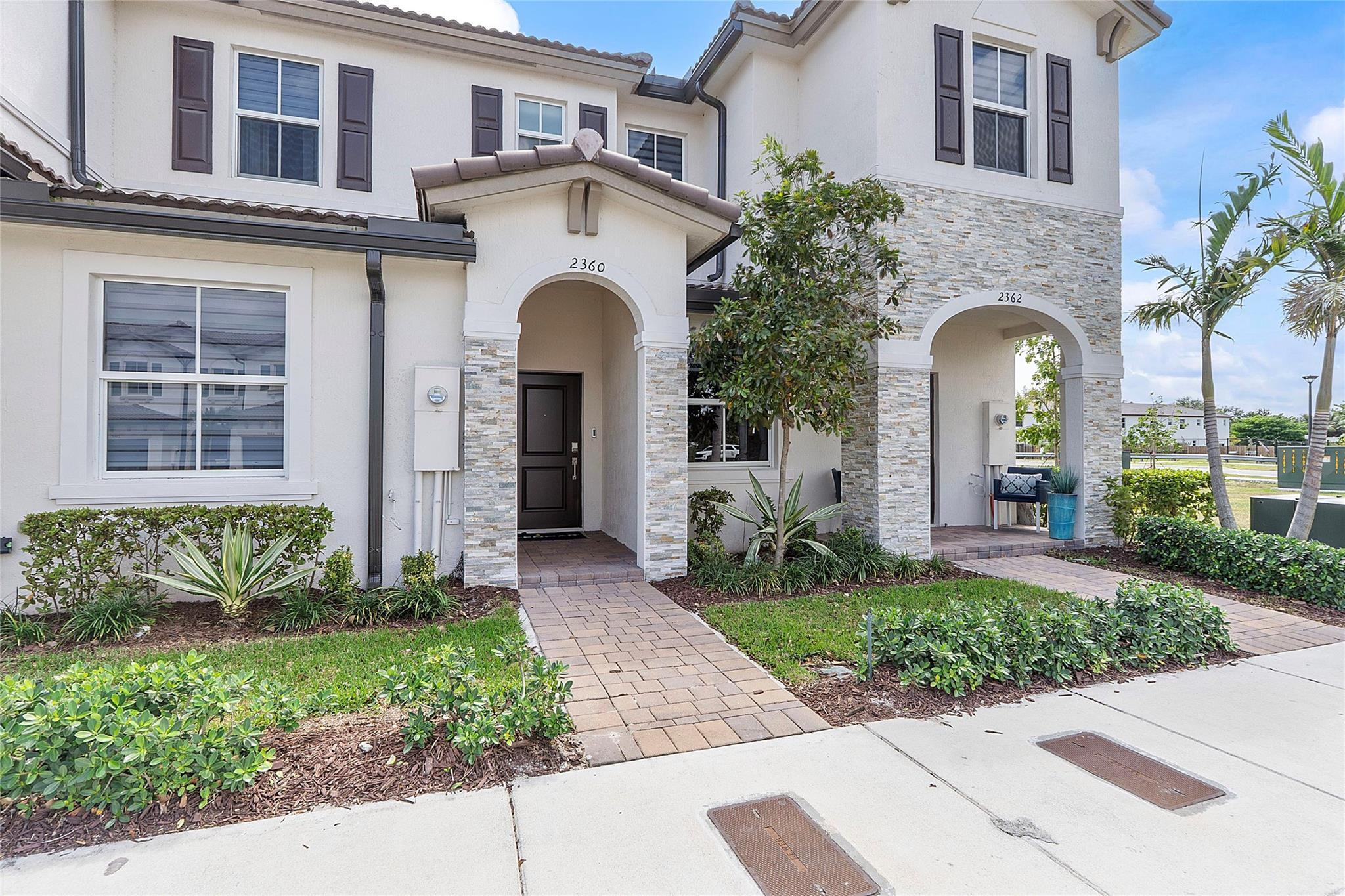 2360 NW 125th