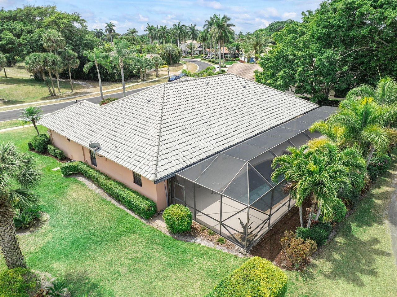 10290 Camelback Lane