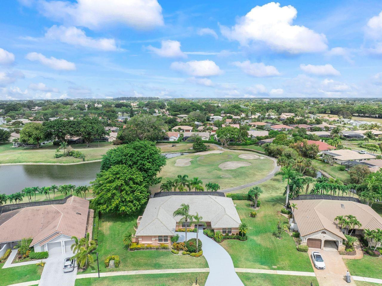 10290 Camelback Lane