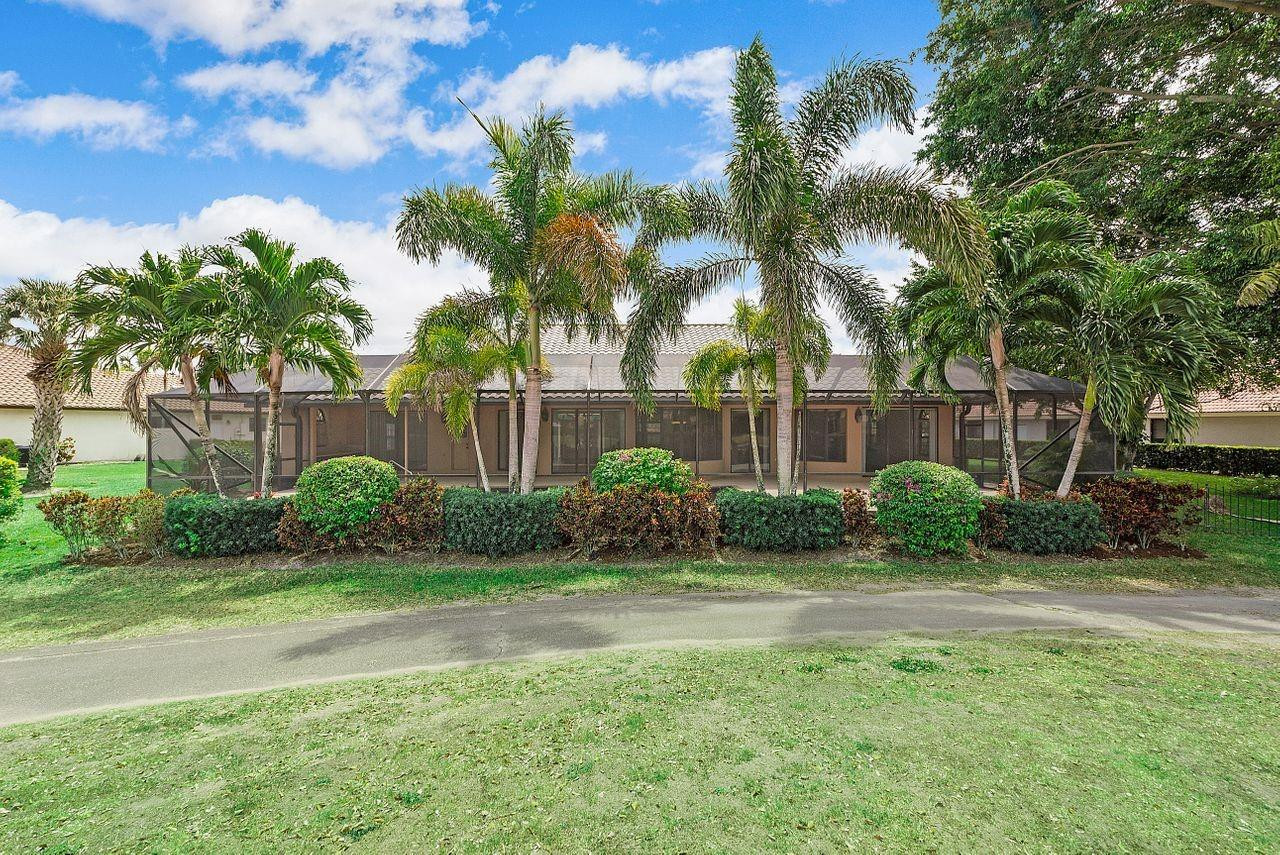 10290 Camelback Lane
