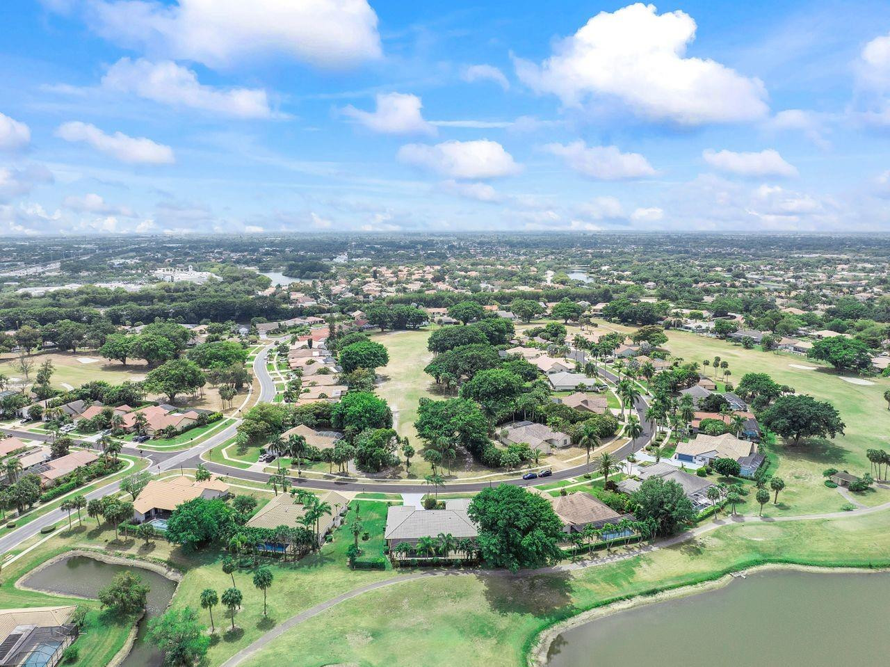 10290 Camelback Lane