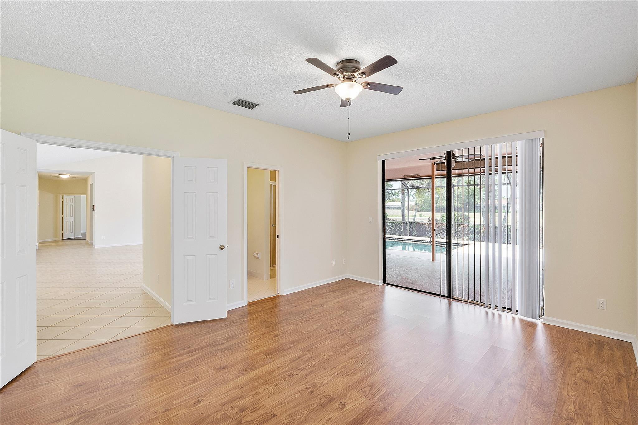 10290 Camelback Lane