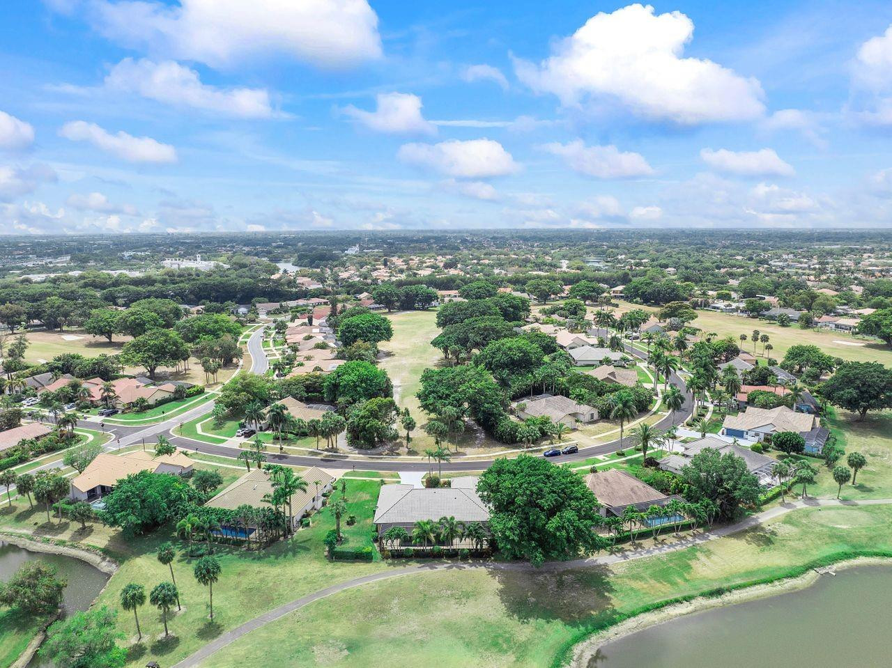 10290 Camelback Lane