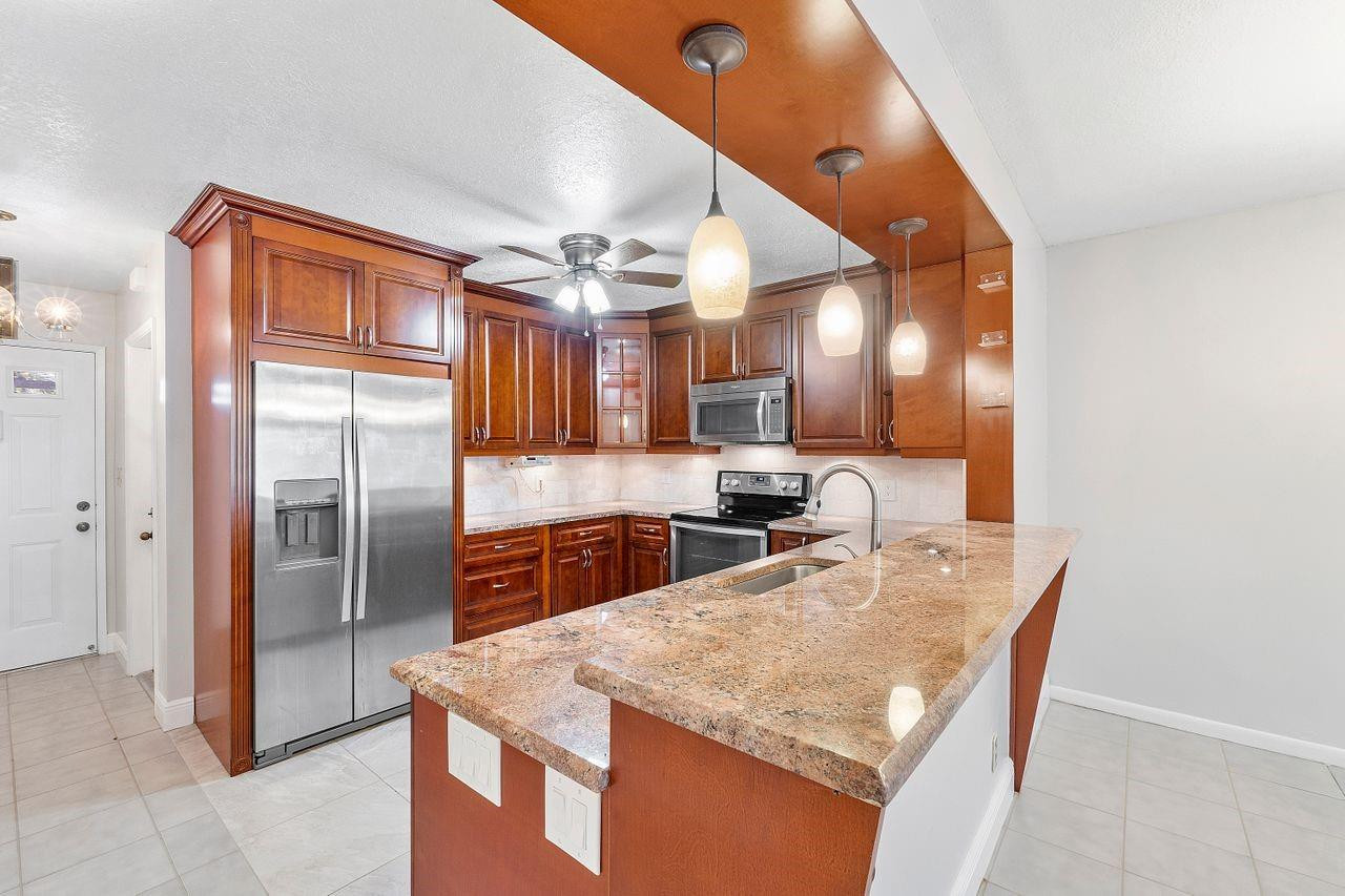 18771 Stewart Circle 3