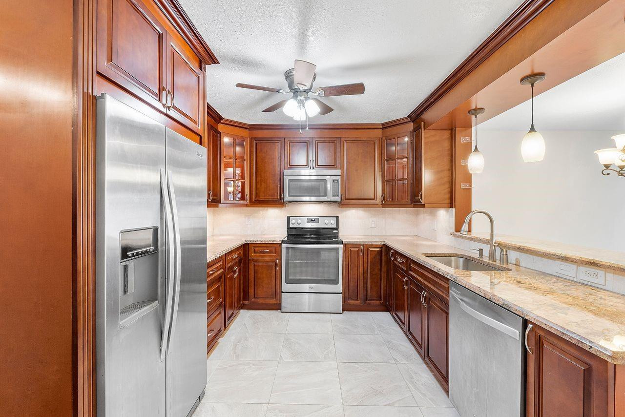 18771 Stewart Circle 3