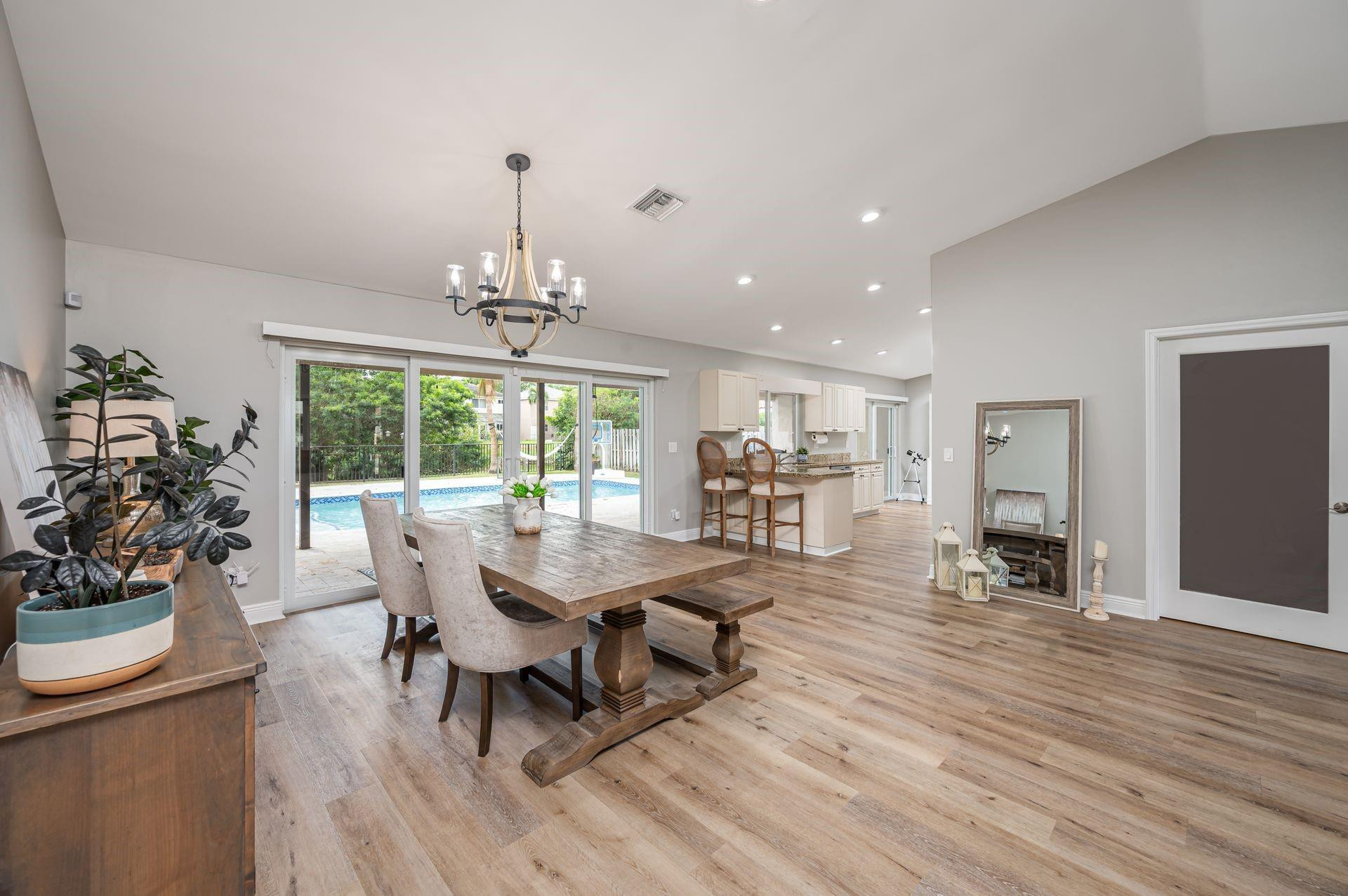 9760 NW 10th Street