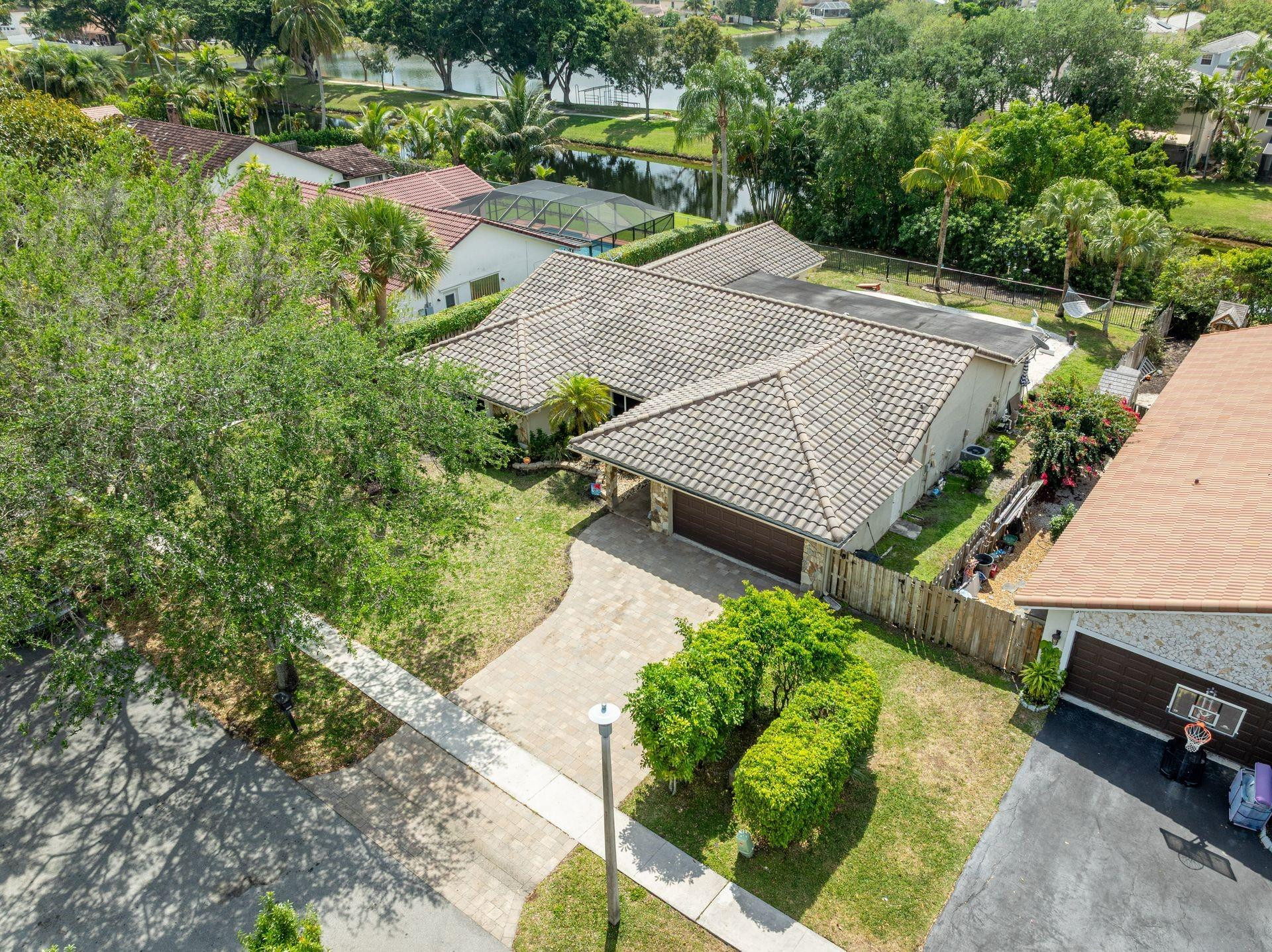 9760 NW 10th Street