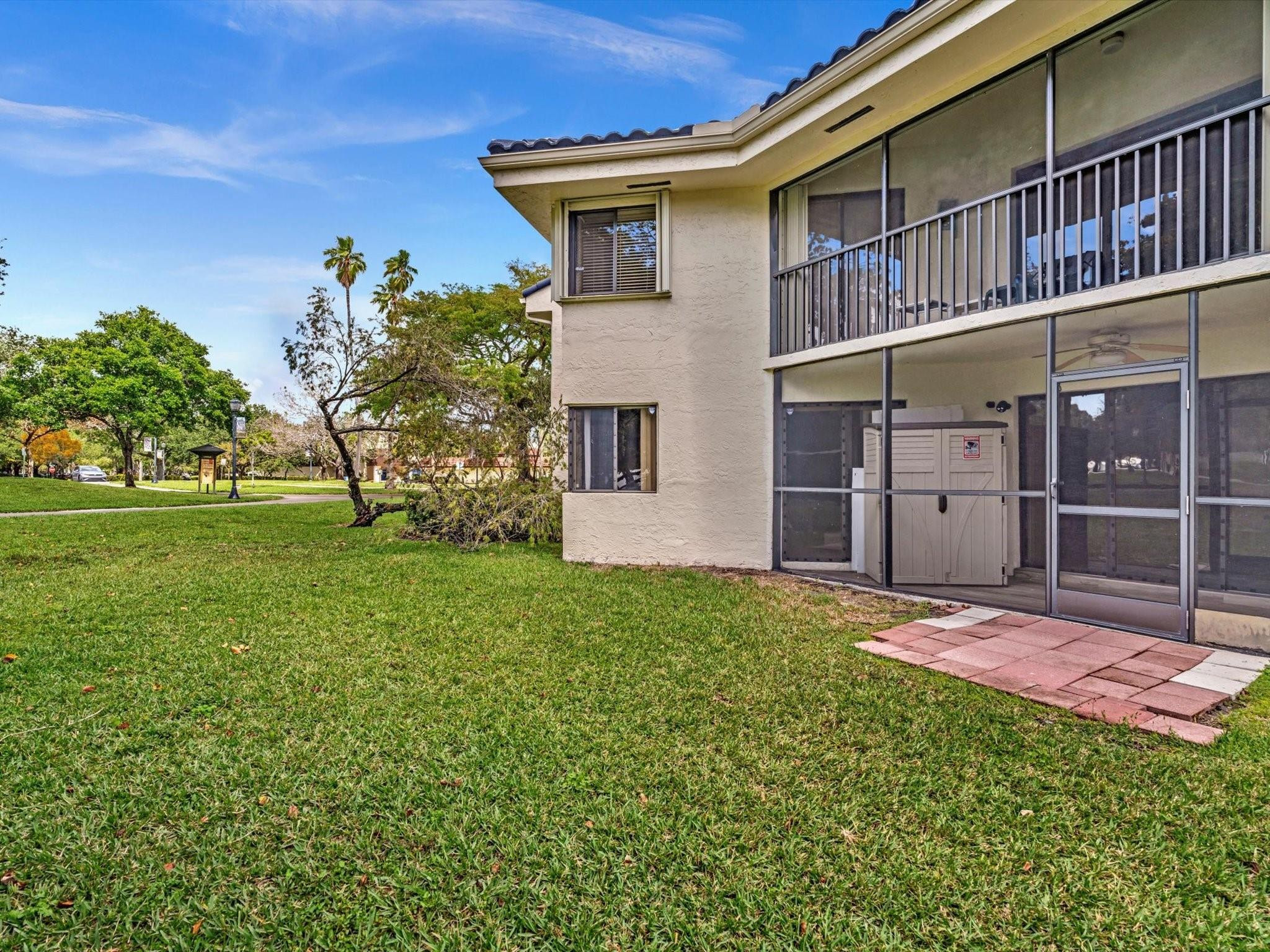 8141 NW 17th Manor 8141