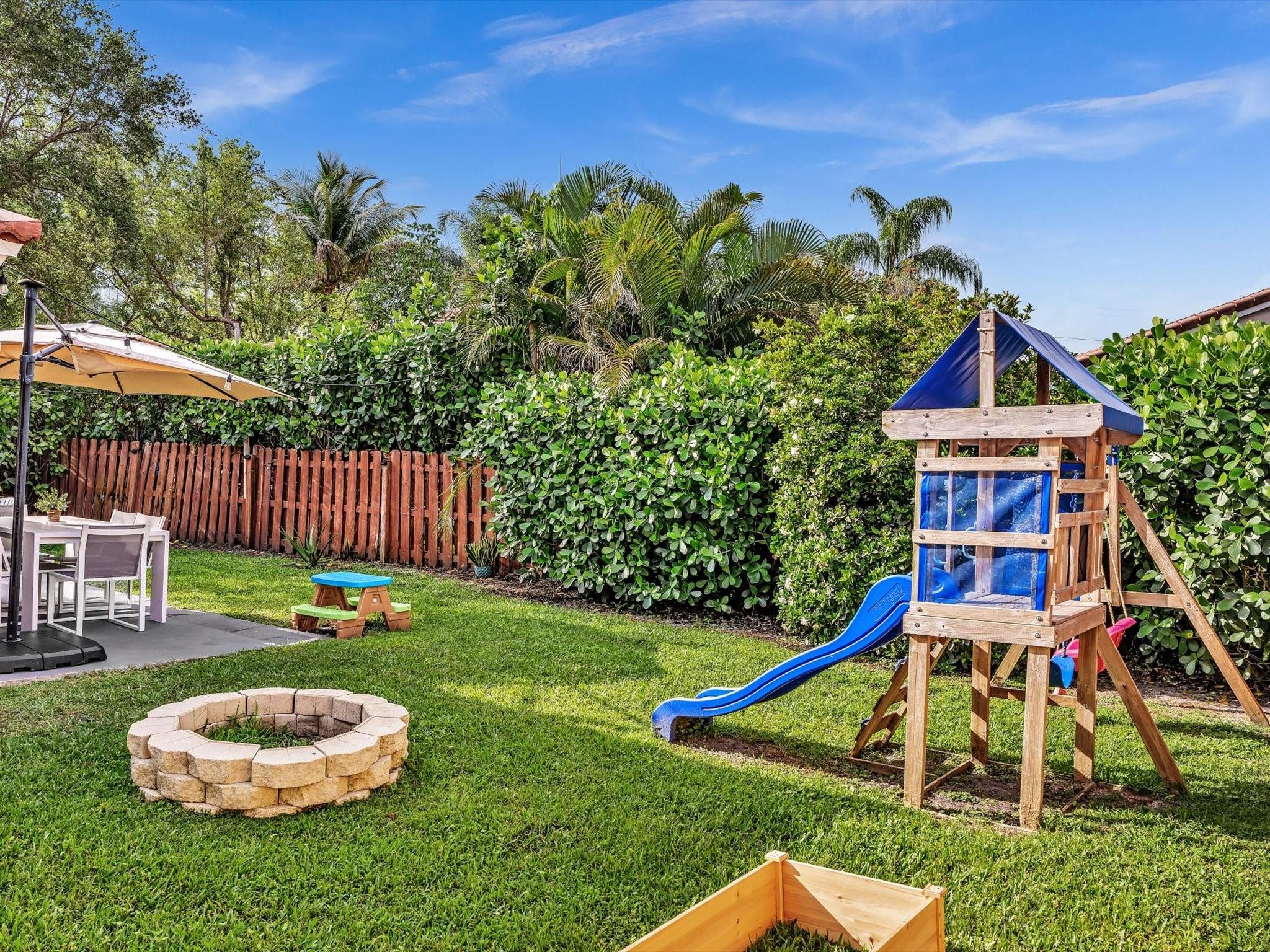 4004 NW 61st Terrace