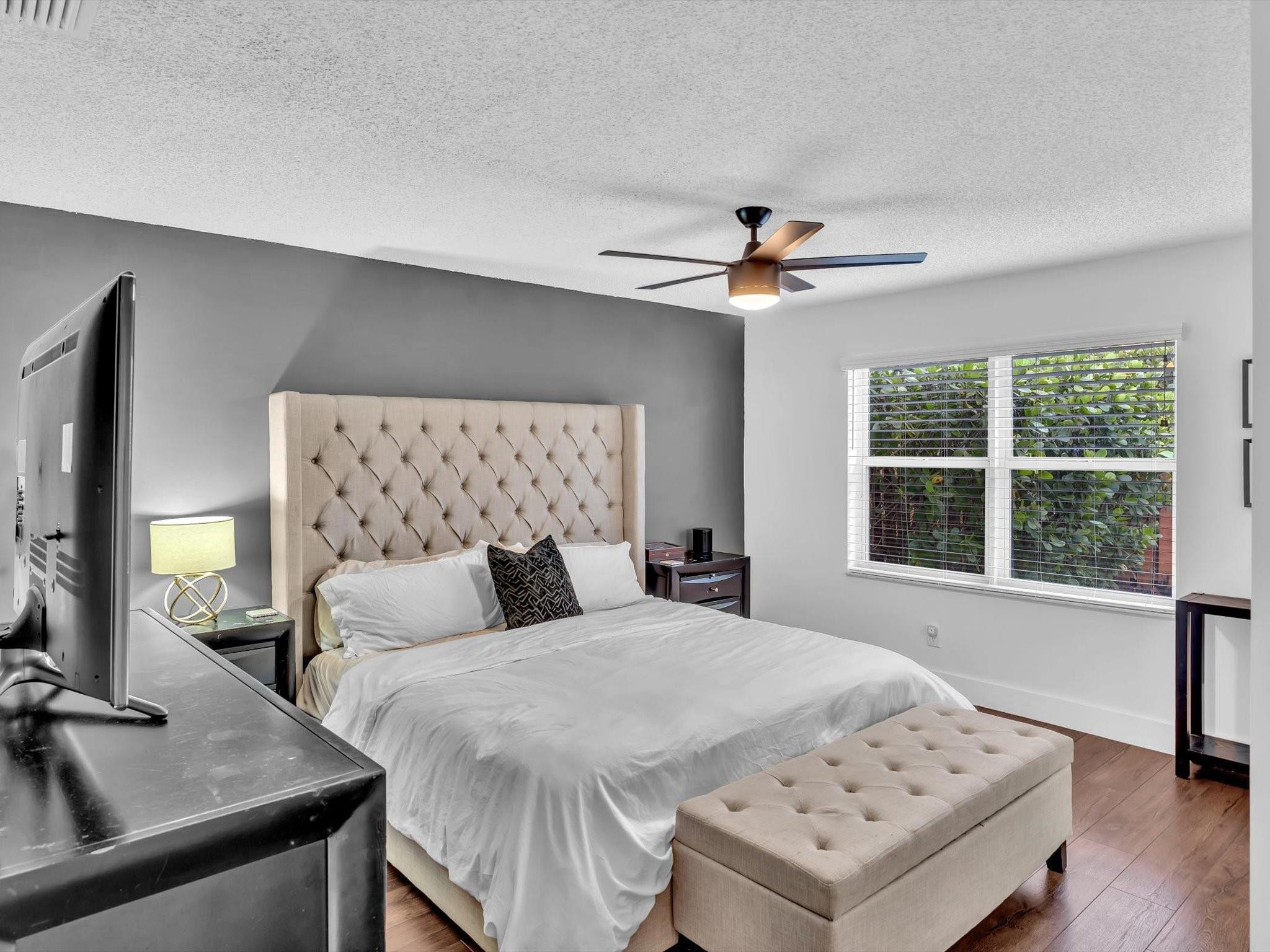 4004 NW 61st Terrace