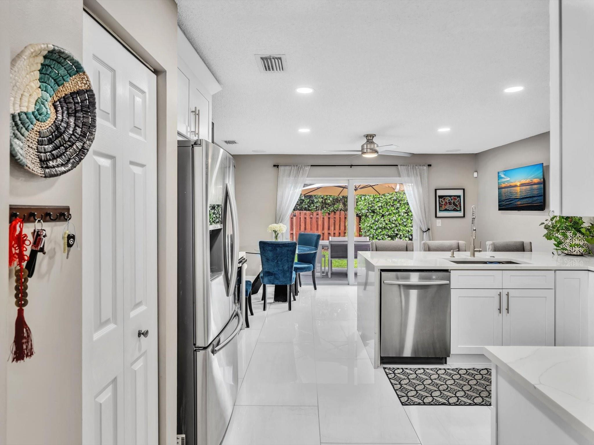 4004 NW 61st Terrace