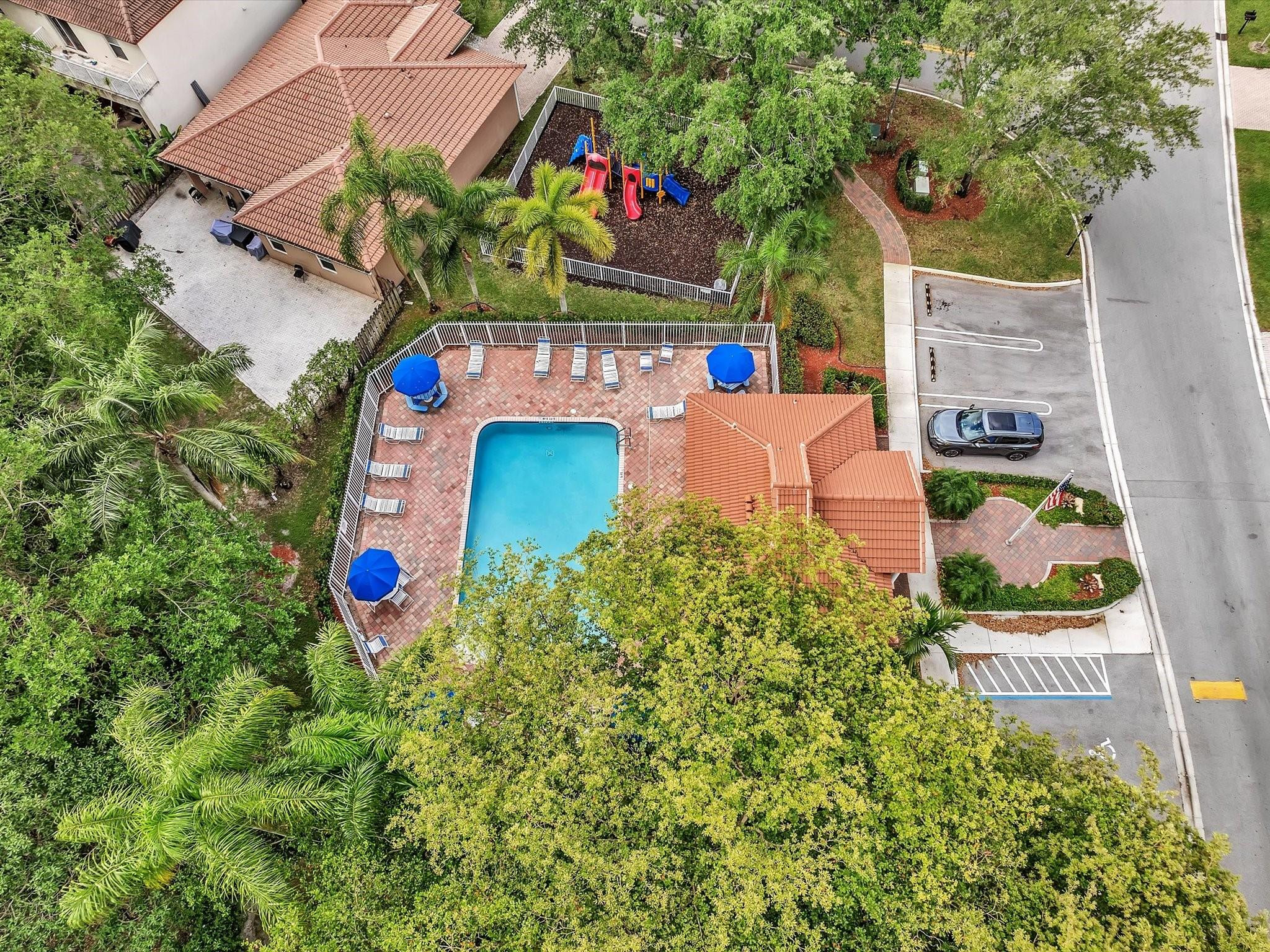 4004 NW 61st Terrace
