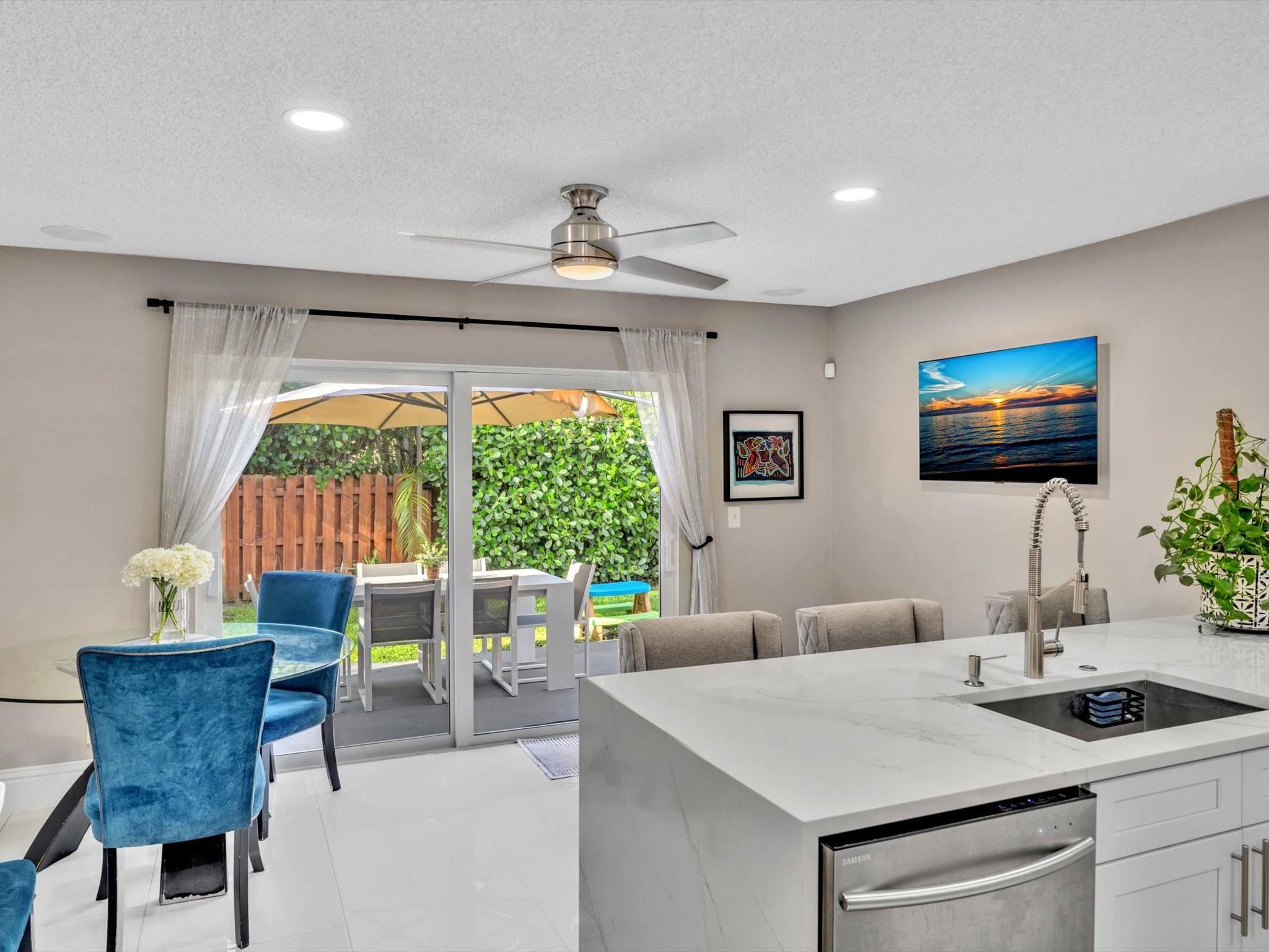 4004 NW 61st Terrace