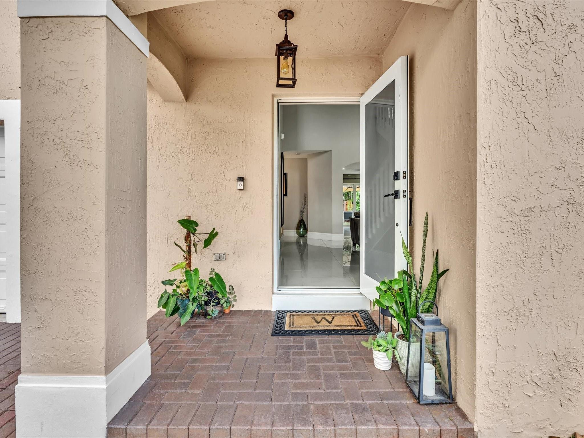 4004 NW 61st Terrace