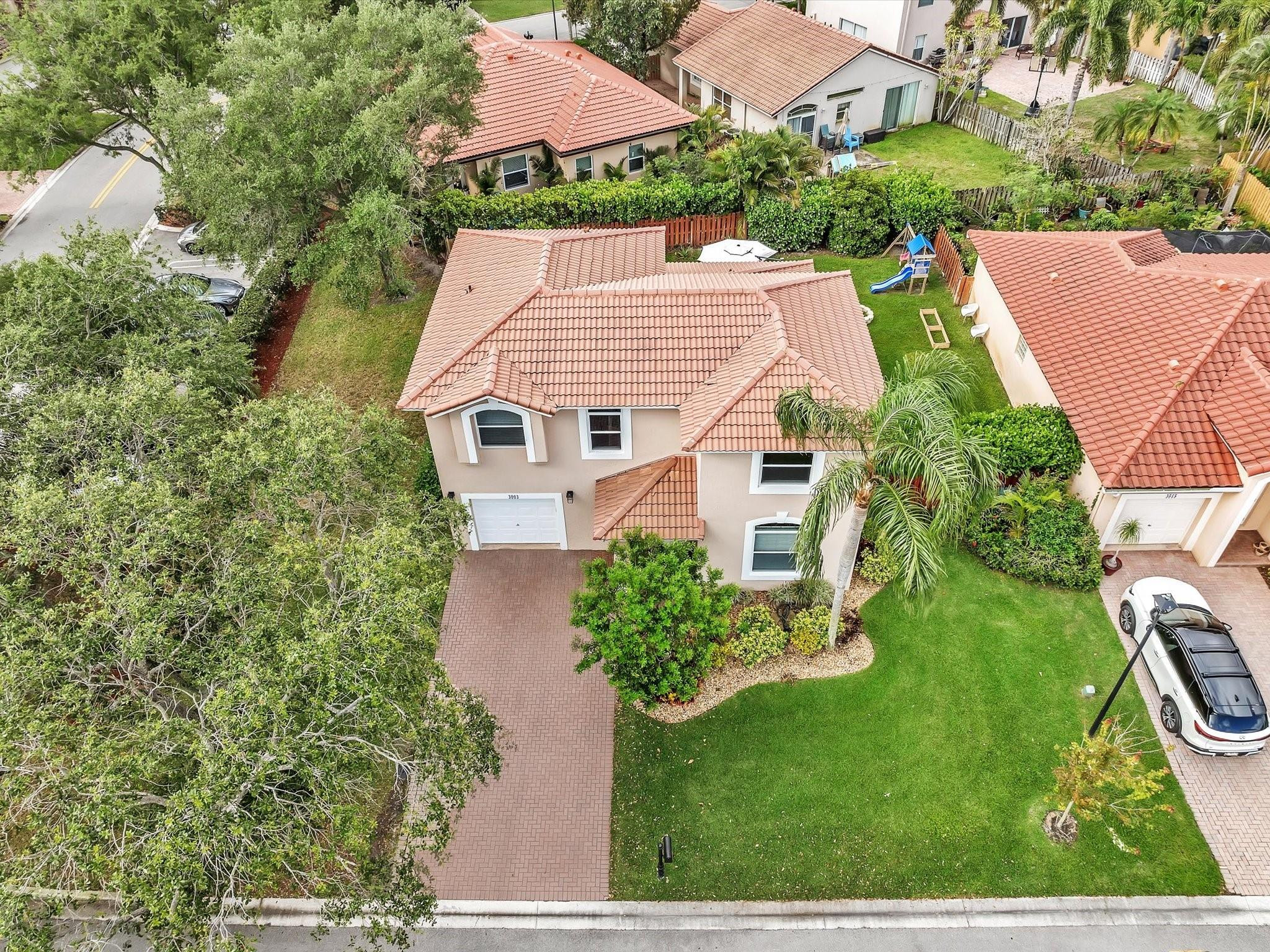 4004 NW 61st Terrace