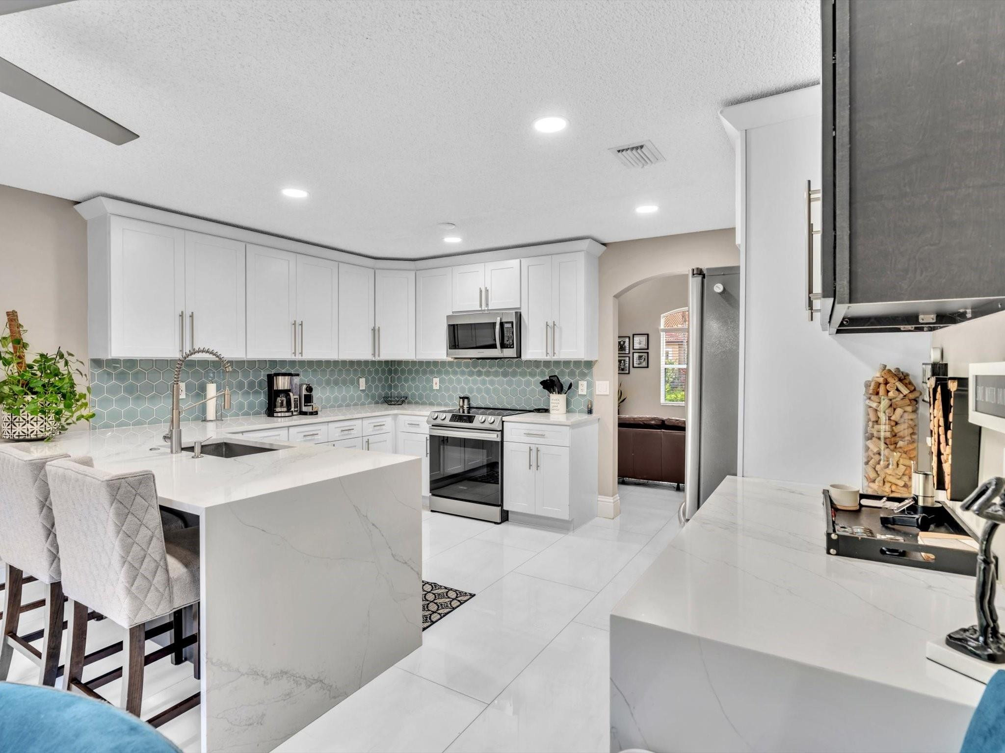 4004 NW 61st Terrace