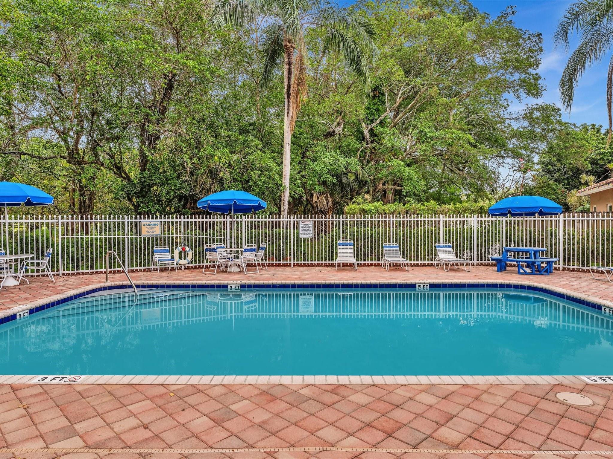 4004 NW 61st Terrace