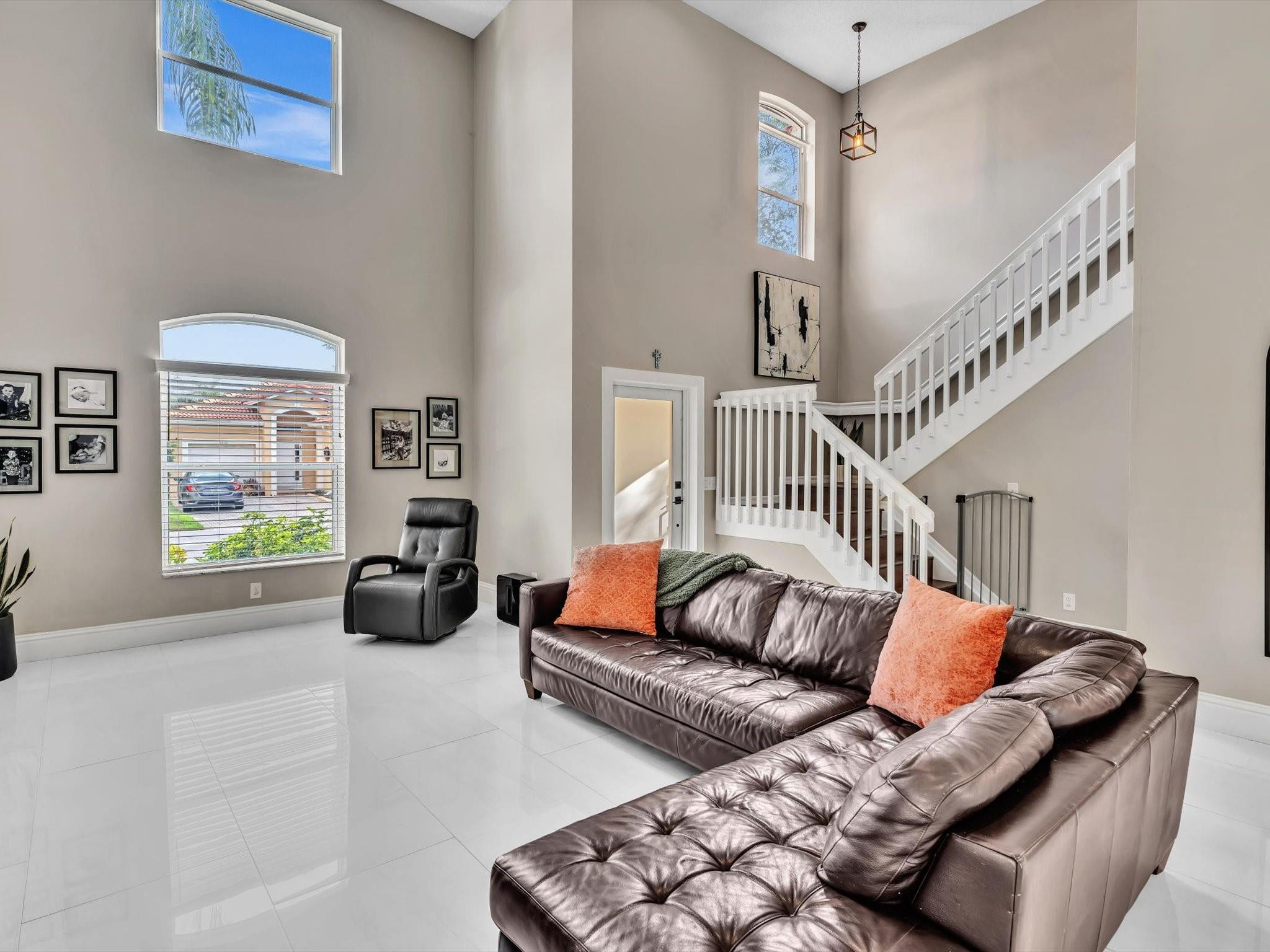 4004 NW 61st Terrace